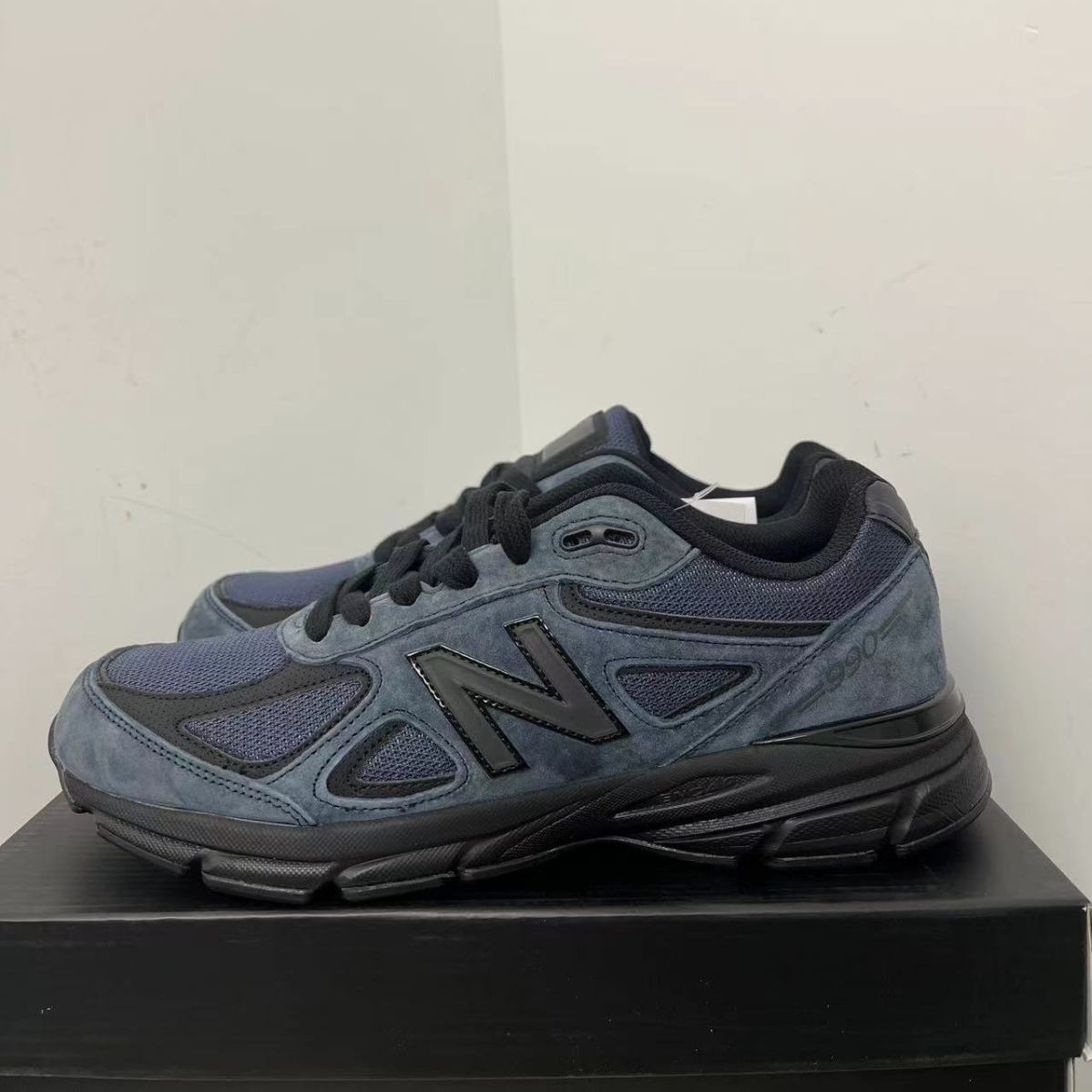 新品未使用 ニューバランス jjjjound x New Balance NB 990 V4 スニーカー