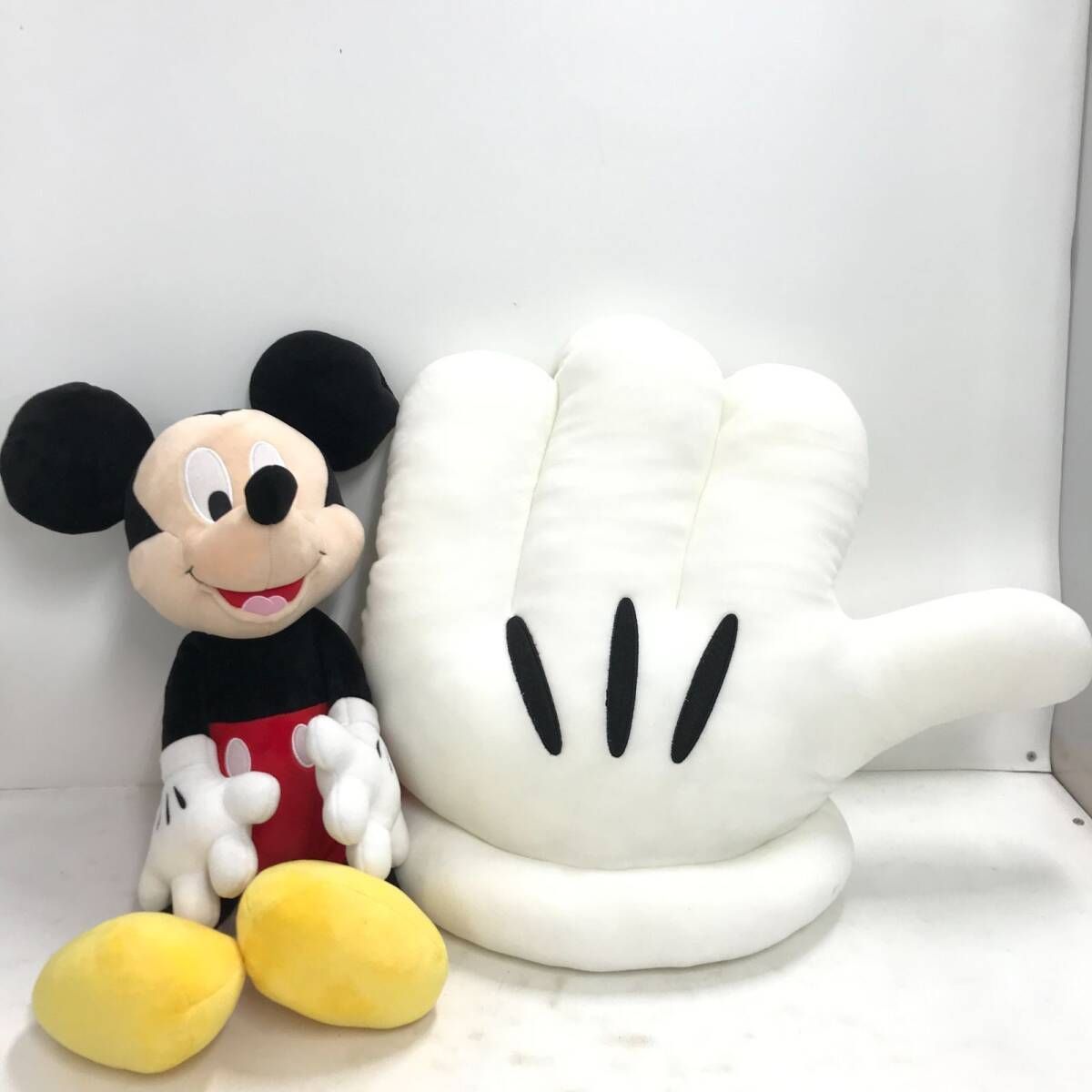 ディズニー　ぬいぐるみ　大量まとめ売り Disney ディズニー キャラクター ぬいぐるみ 大量まとめ売り 約