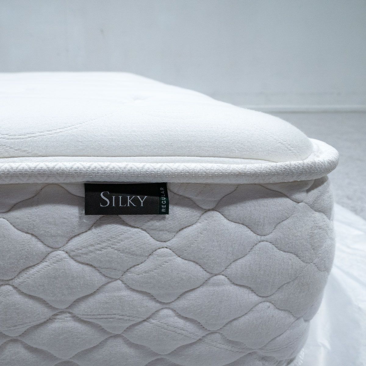 【中古品】NIHON BED 日本ベッド SILKY POCKET シルキー ポケット シングルサイズ マットレス 定価23万