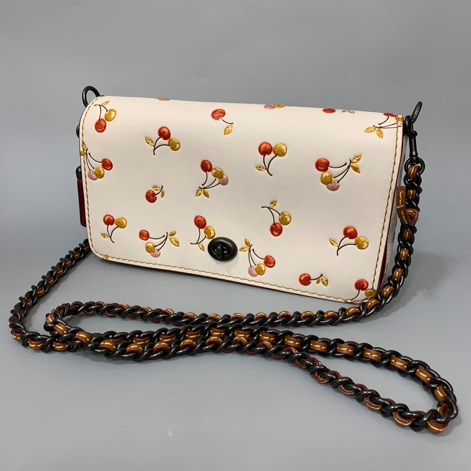 コーチ COACH バッグ ショルダーバッグ チェーンショルダー さくらんぼ 
