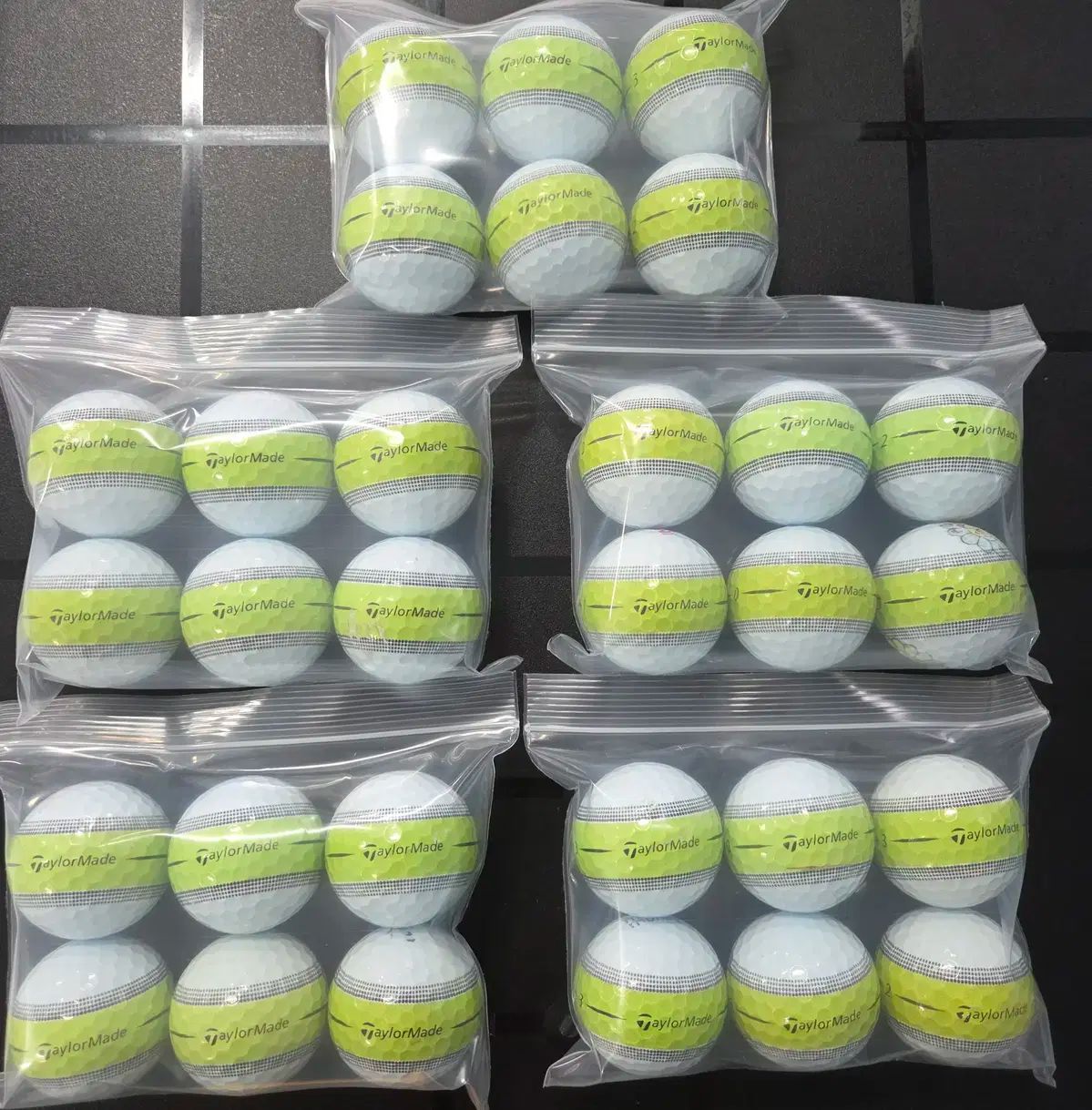 テーラーメイド A級 ツアーレスポンス ストライプ 3ピース ロストボール 30球