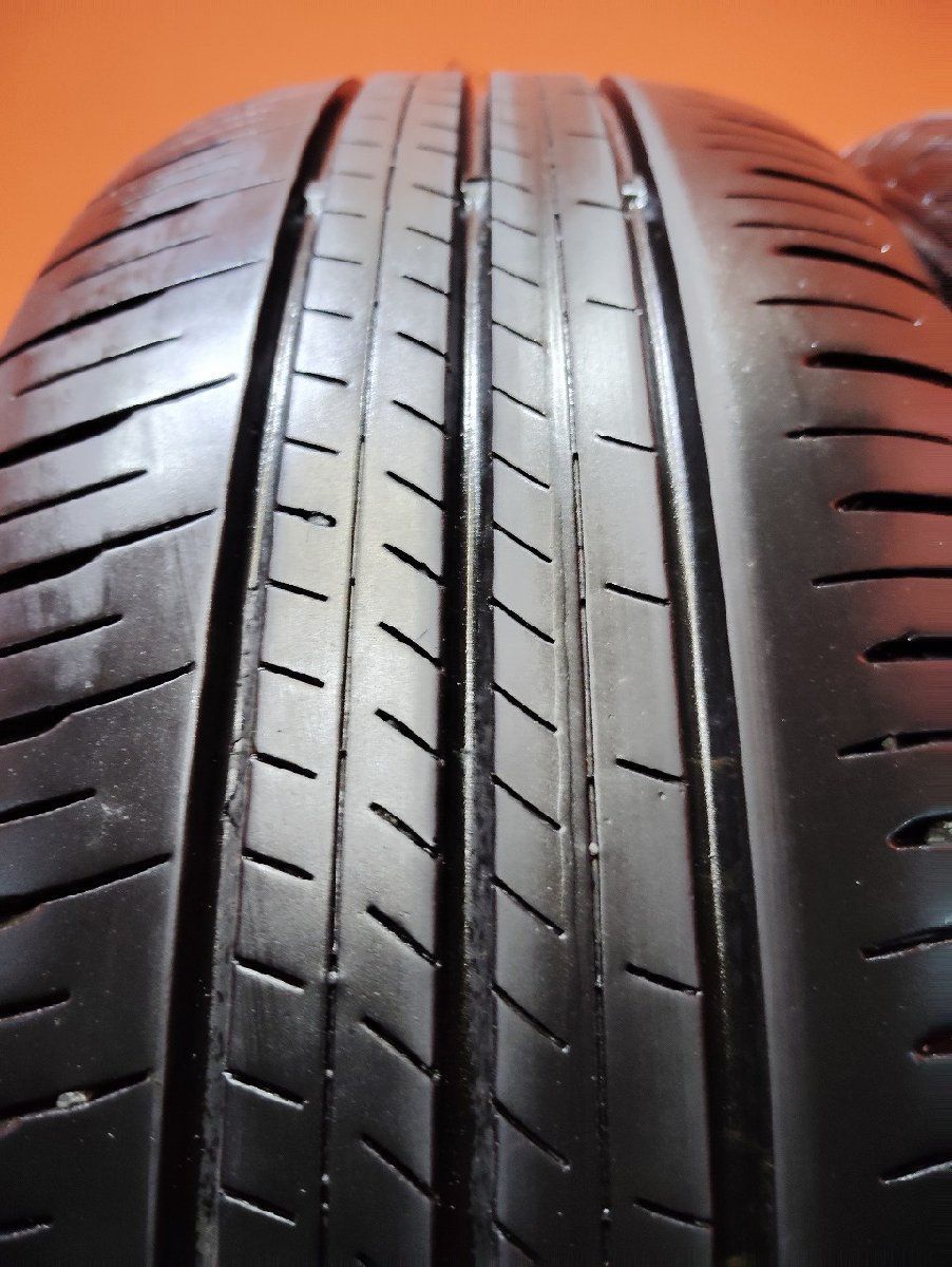 DUNLOP ENASAVE EC300+ 185/65R15 15インチ 夏タイヤ 4本 22年製 バリ溝 シエンタ ノート フリード アクア デミオ等　(VTK194) DUNLOP ENASAVE EC300+ 185/65R15 15インチ 夏タイヤ 4本 22年製 バリ