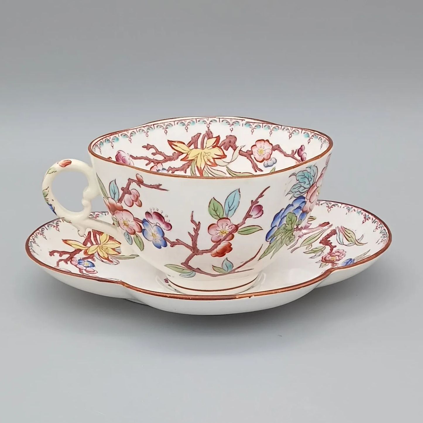 カップ＆ソーサー