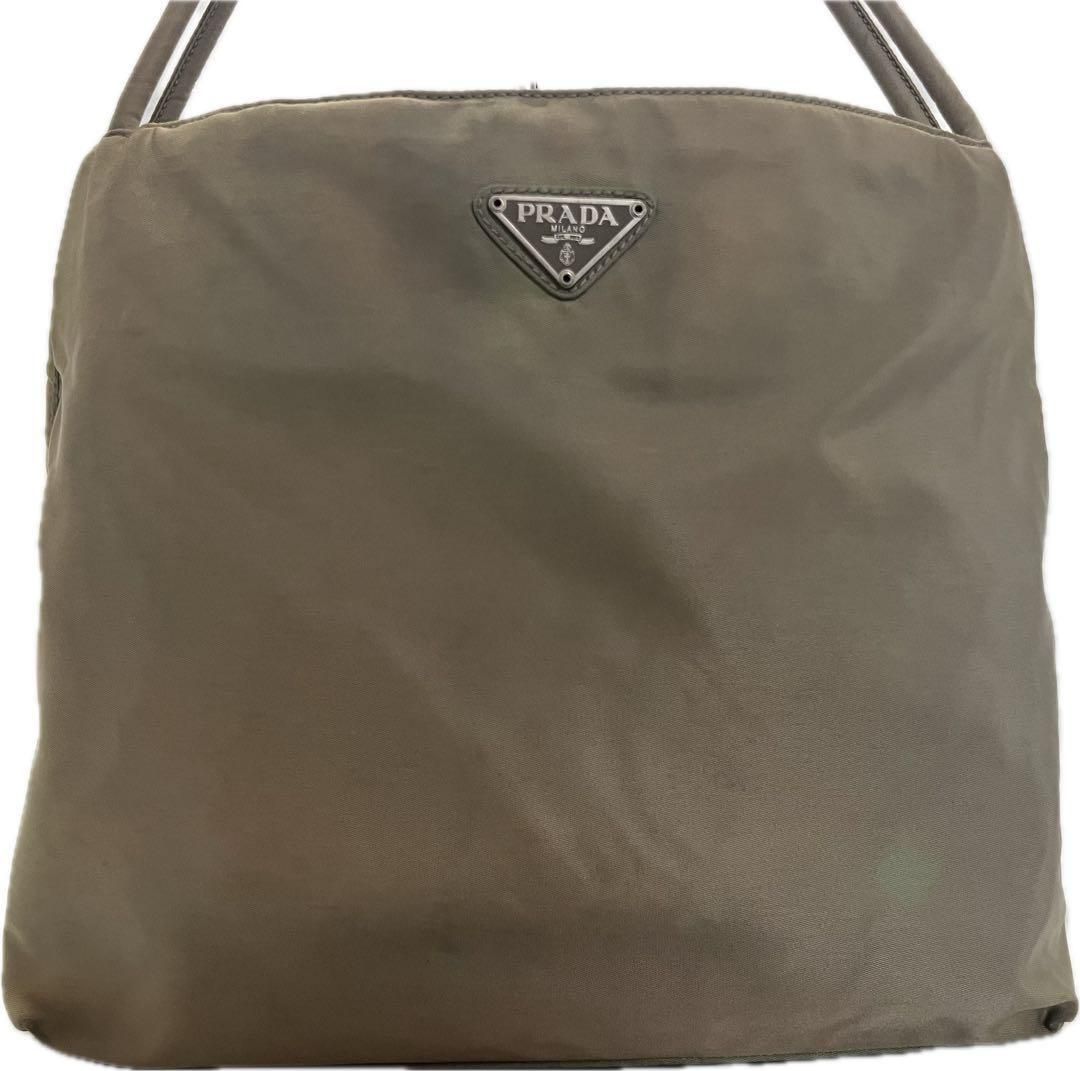 PRADA プラダ トートバッグ 三角ロゴ カーキ - メルカリ