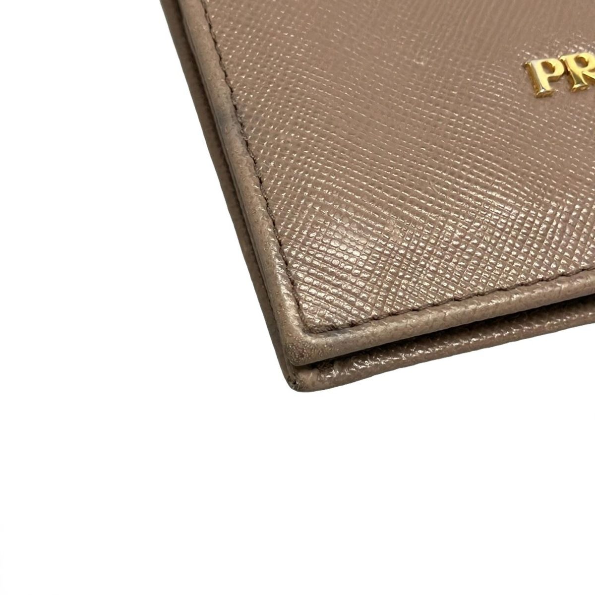 PRADA(プラダ) 名刺入れ - ベージュ レザー - メルカリ