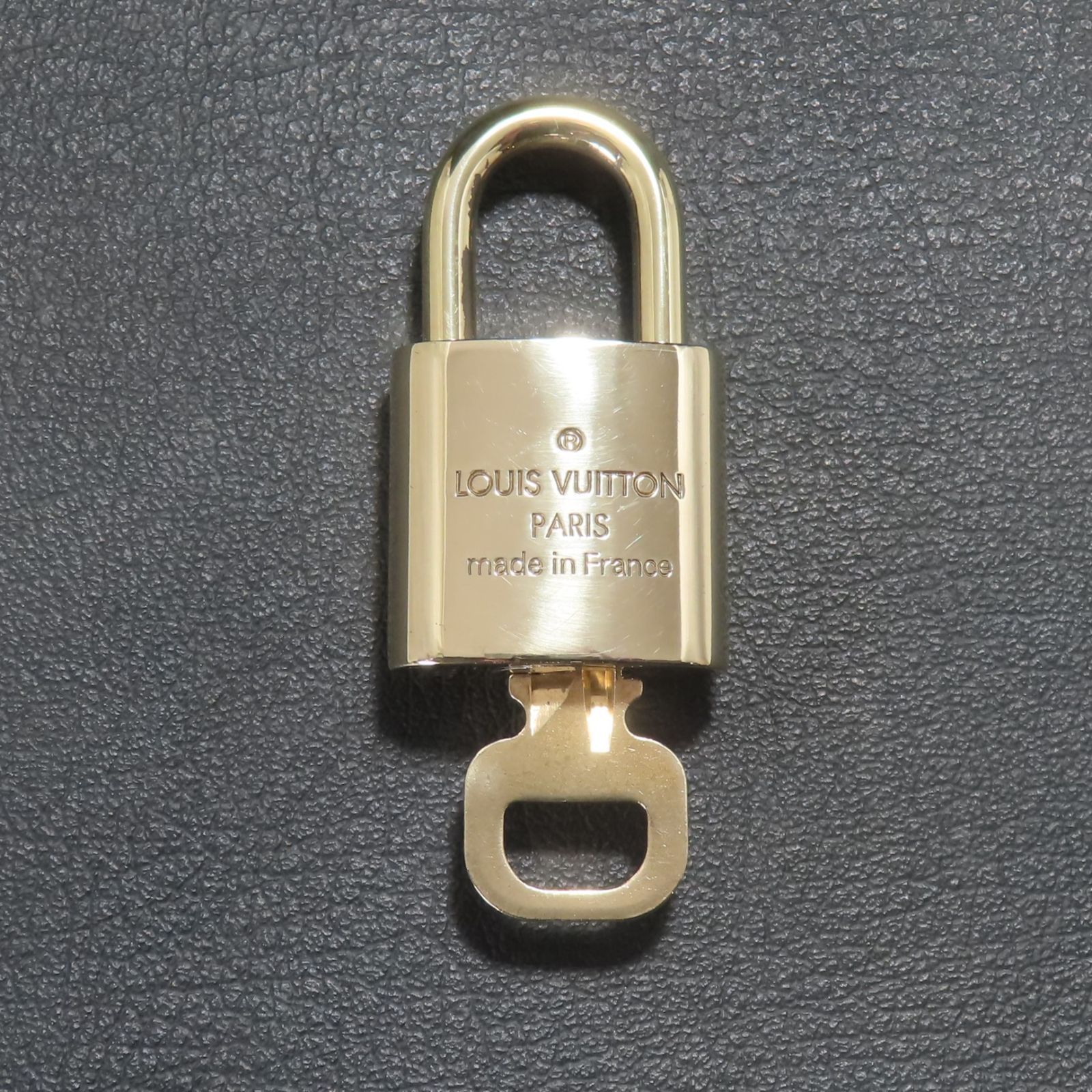ルイヴィトン パドロック 鍵 南京錠 10 ルイヴィトン パドロック 鍵