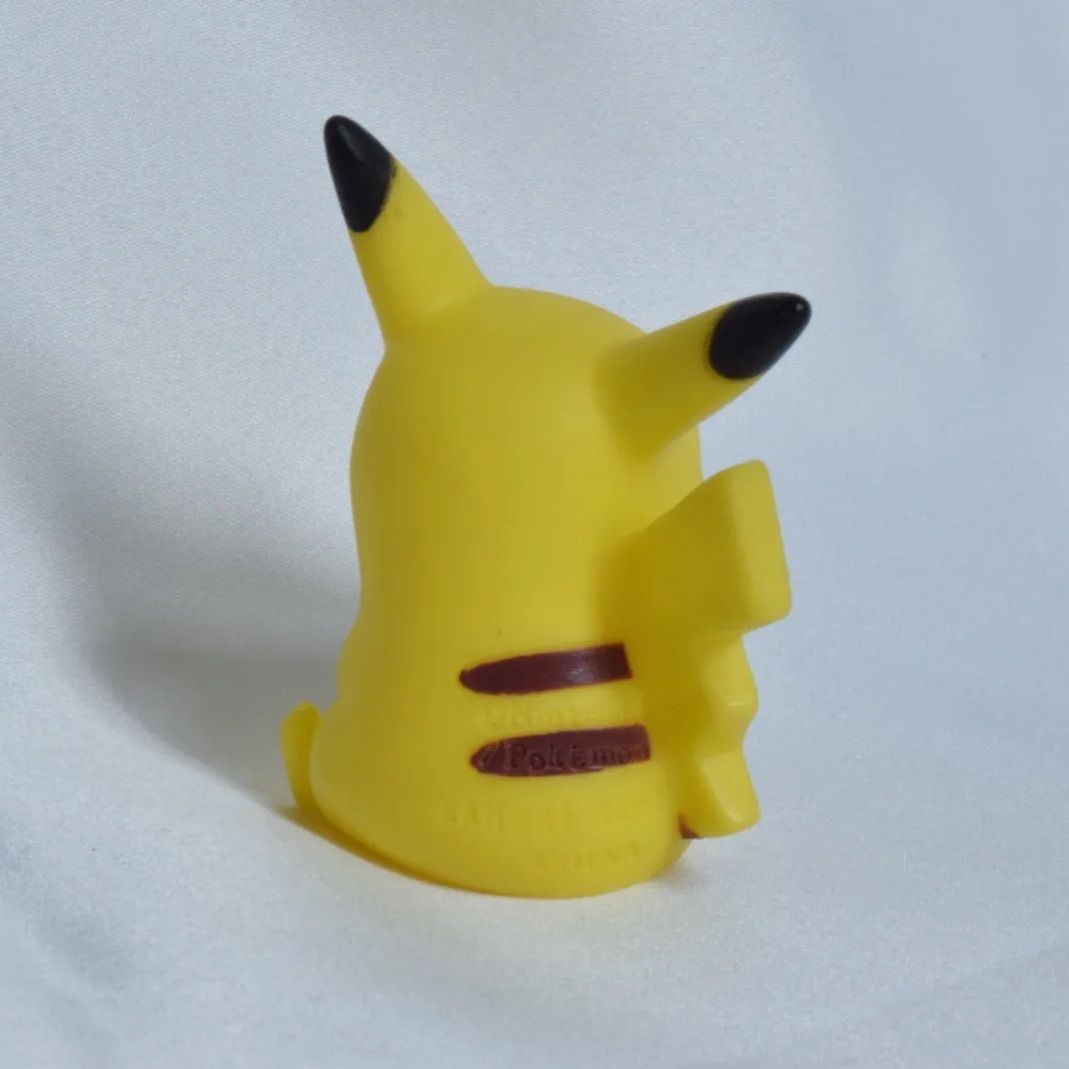 ピカチュウ 座り 横向き 指人形 ポケモンキッズ ソフビ人形 ポケモン