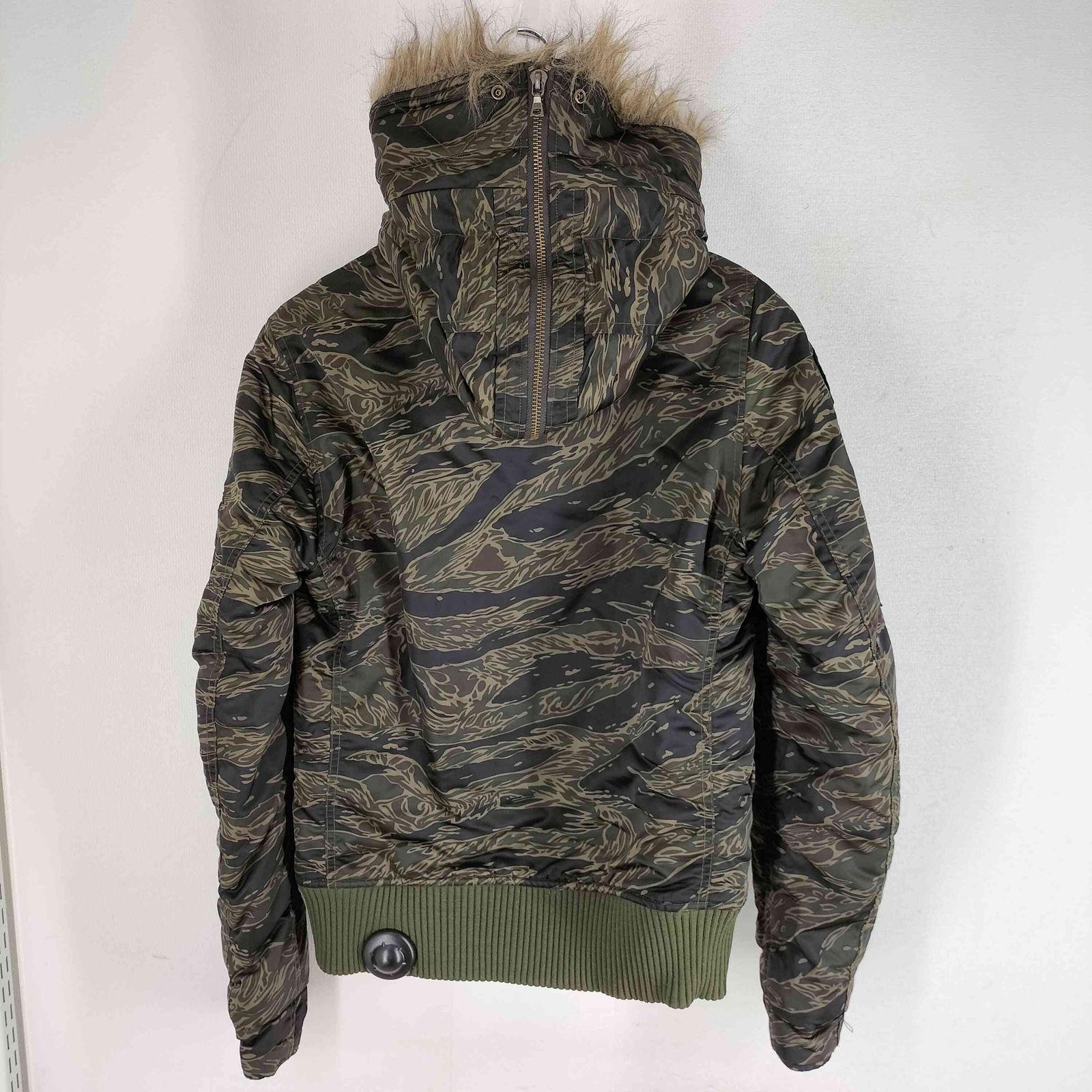 ヒステリックグラマー　プリマロフトN2B タイガーカモ ヒステリックグラマー HYSTERIC GLAMOUR プリマロフト タイガー