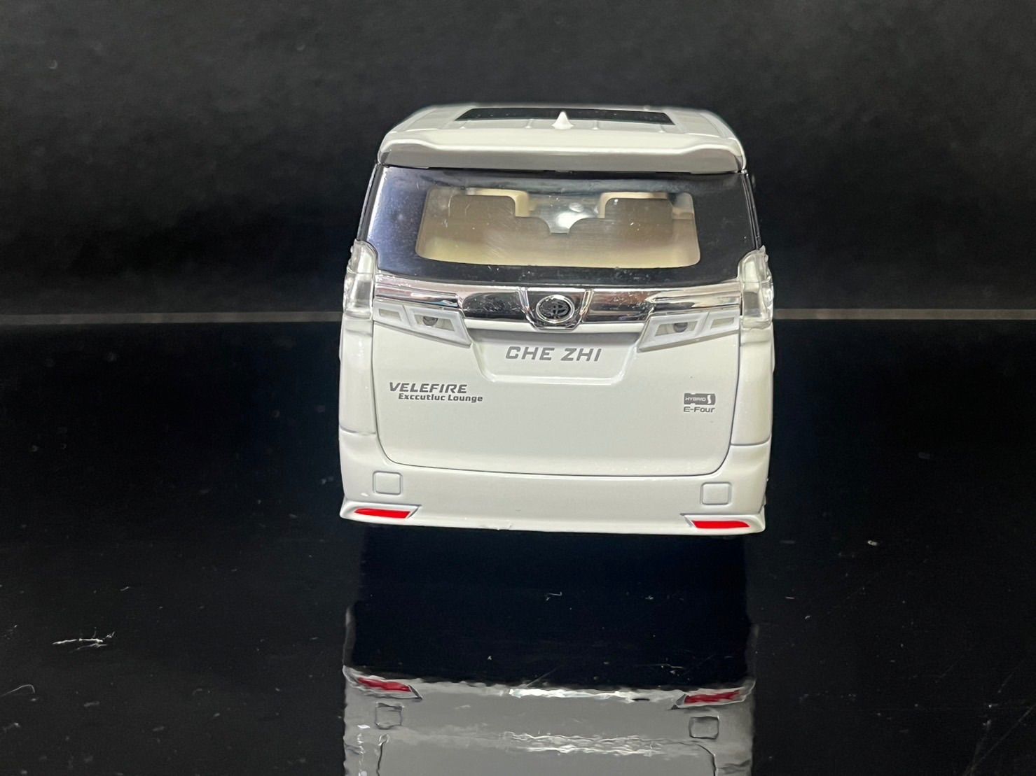 トヨタ ヴェルファイア パールホワイト カラーサンプル 1/24 トヨタ