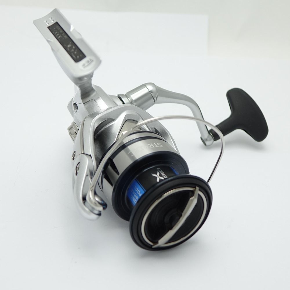 SHIMANO シマノ 19 STRADIC C3000 スピニングリール 04018