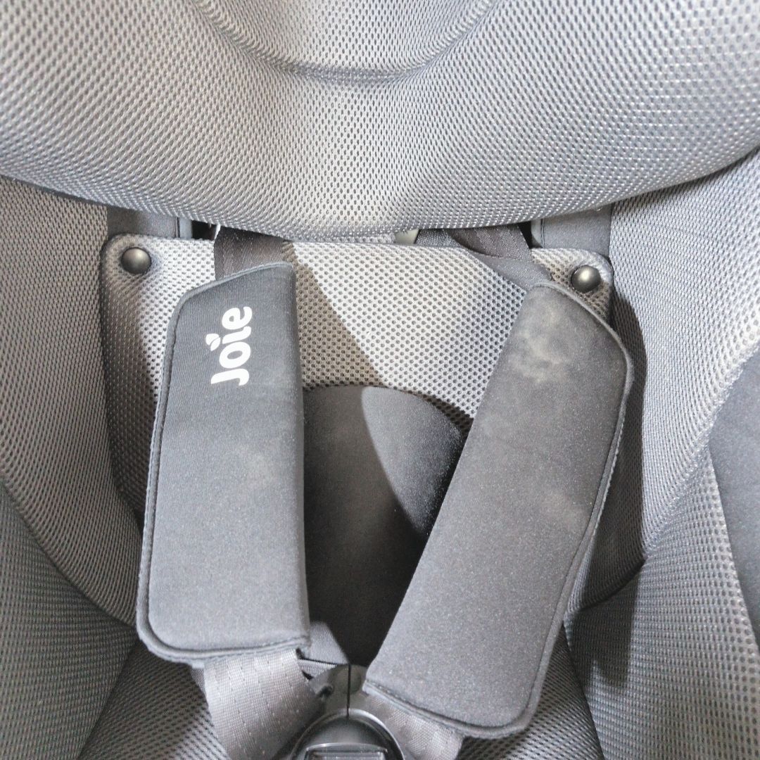 Joie チャイルドシート