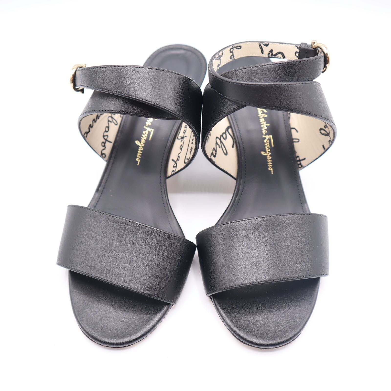 Salvatore Ferragamo フェラガモ サンダル 6 1|2 23.5cm ブラック 靴 21k352-2