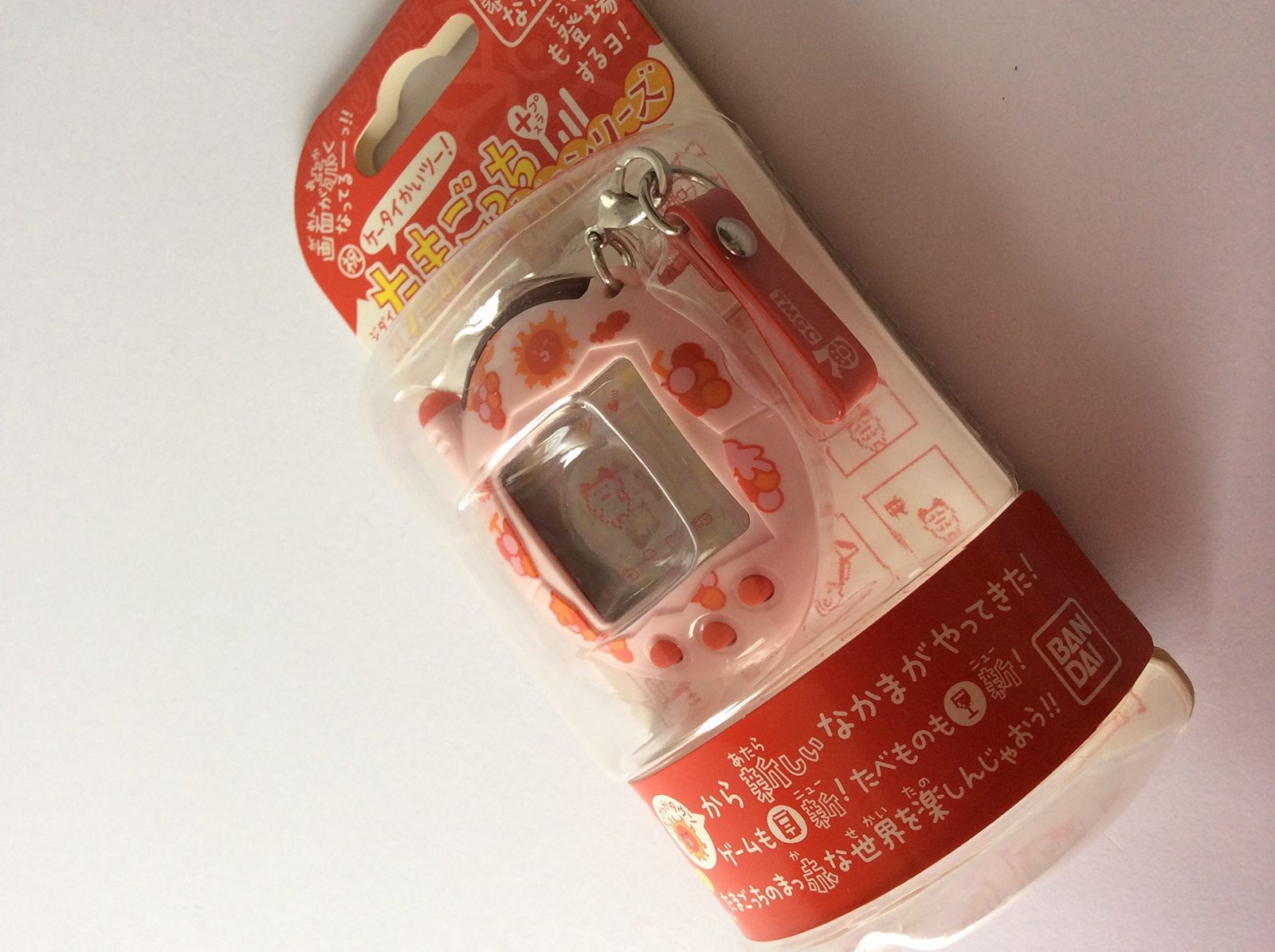 うすいピンク ケータイかいツーたまごっちプラス赤いシリーズ