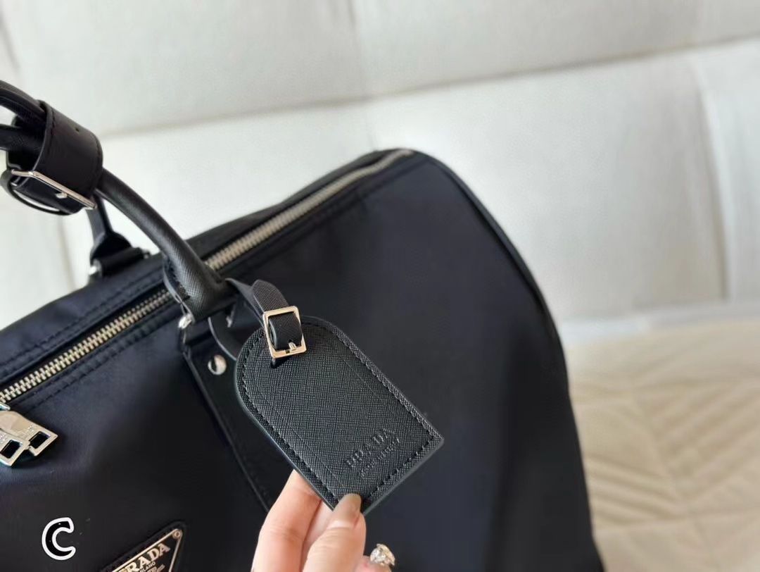 PRADAプラダ ２way ボストンバッグ ブラック テスート PRADAプラダ 2way ボストンバッグ ブラック テスート 旅行鞄
