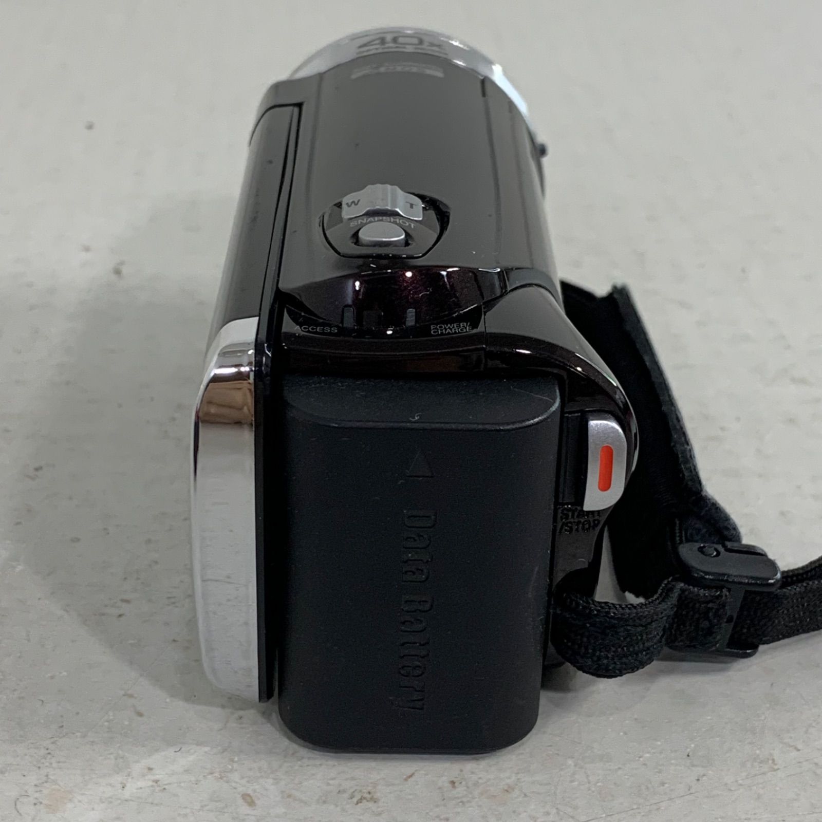 JVC GZ-E225