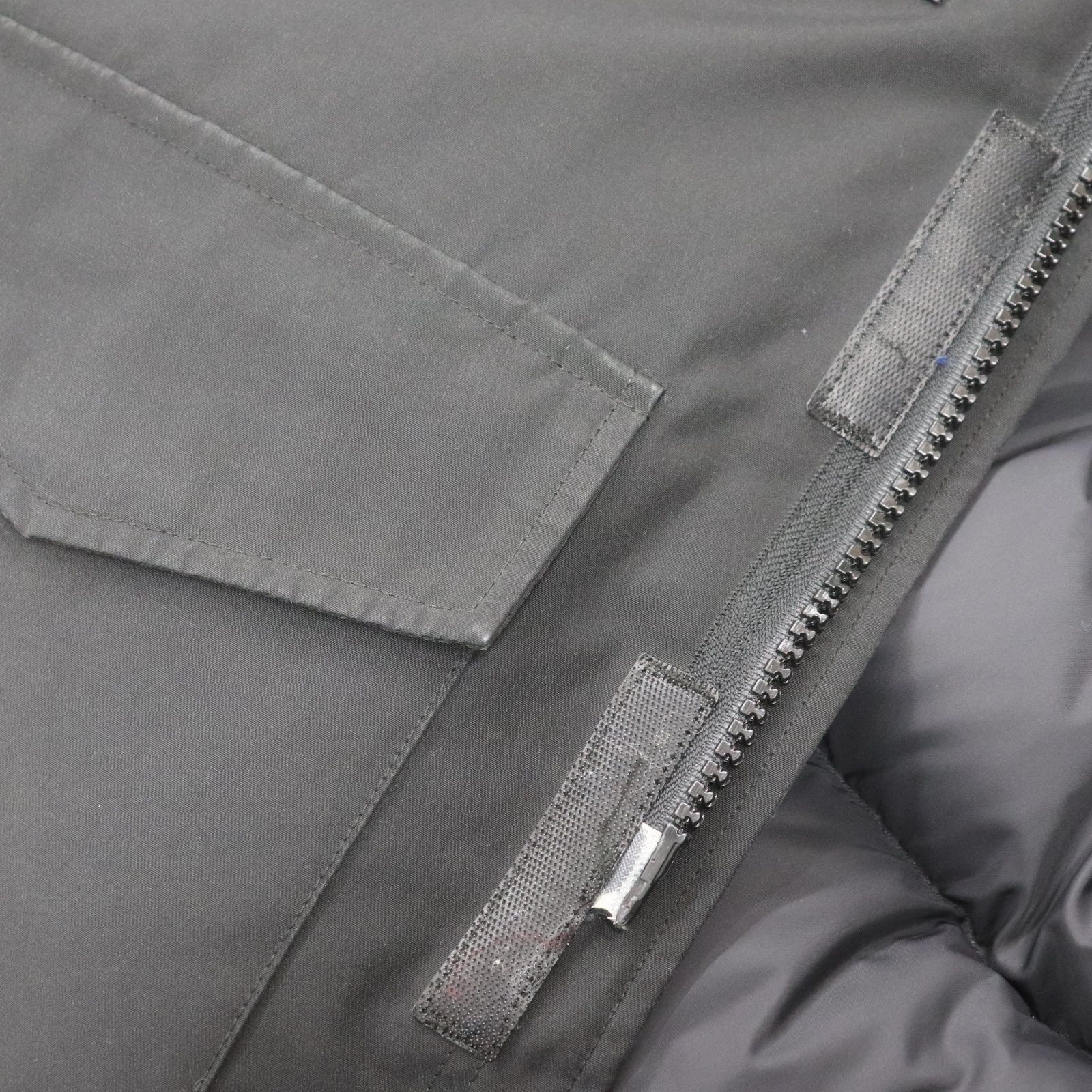 ITZMJZN8DSLY 国内正規品 CANADA GOOSE カナダグース カムループス  