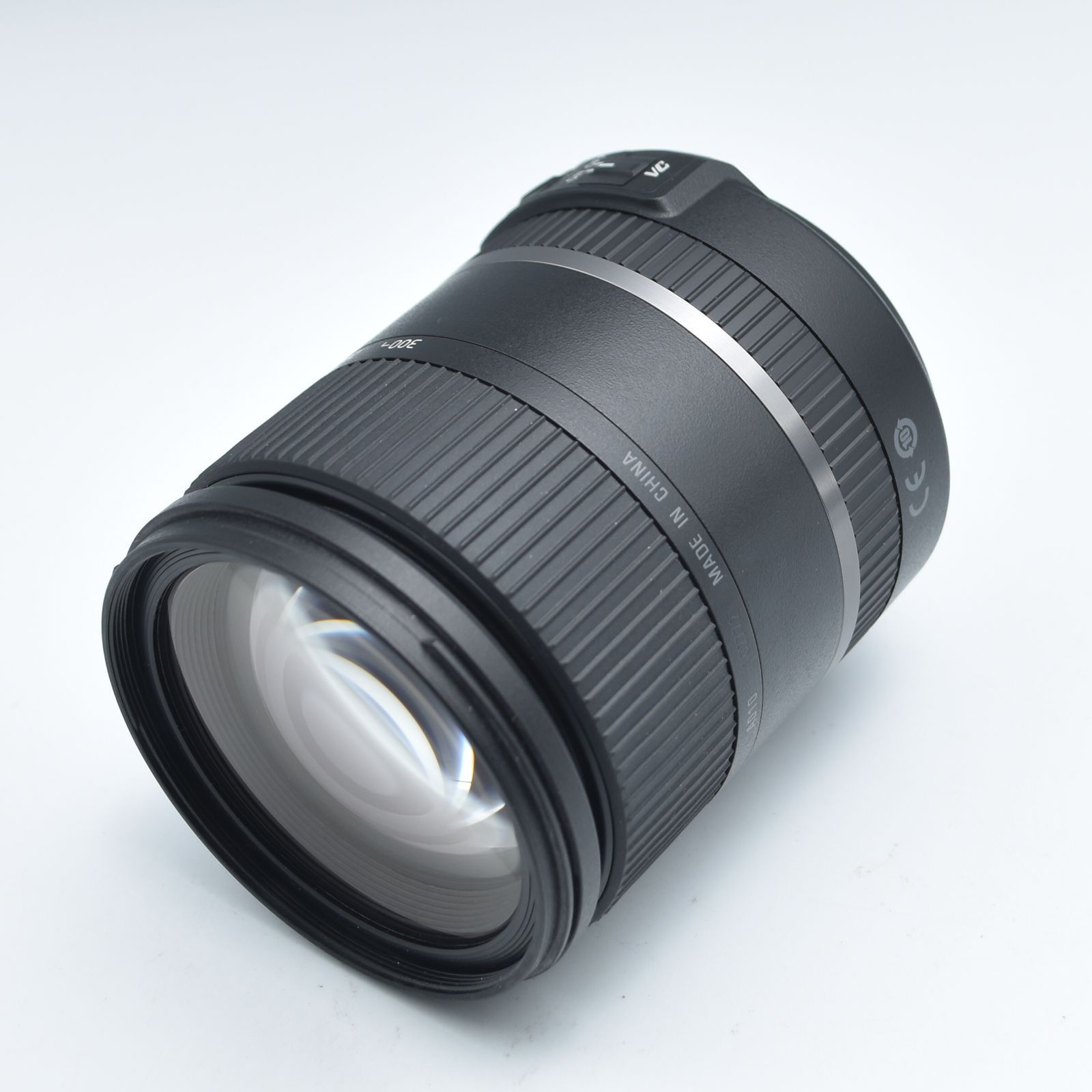 28-300mm F3.5-6.3