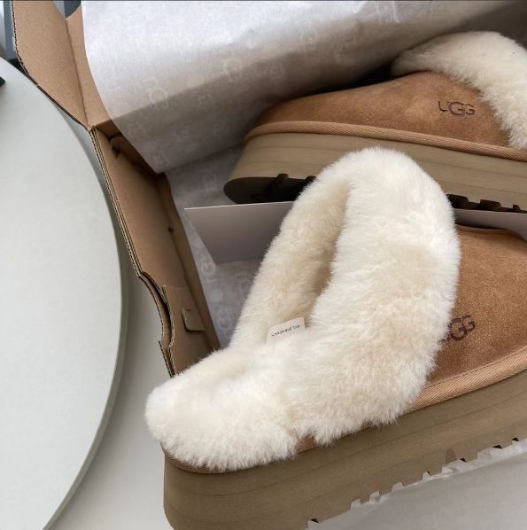 UGG アグ サンダル ディスケット スリッポン DISQUETTE 3722cm - www