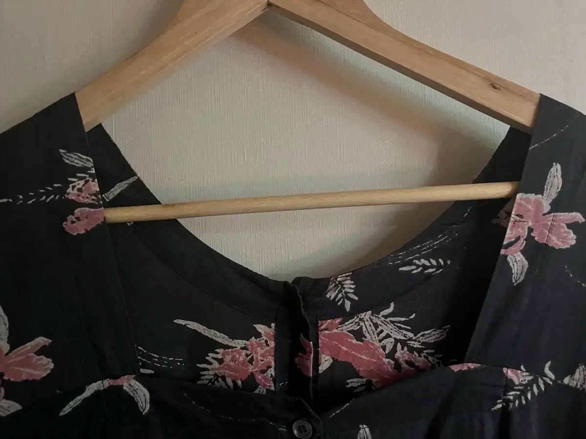 マーレット Merlette MAJORELLE BLOUSE ブラウス プルオーバー M ホワイト /DF ■OS レディース マーレット Merlette MAJORELLE BLOUSE ブラウス プルオーバー M