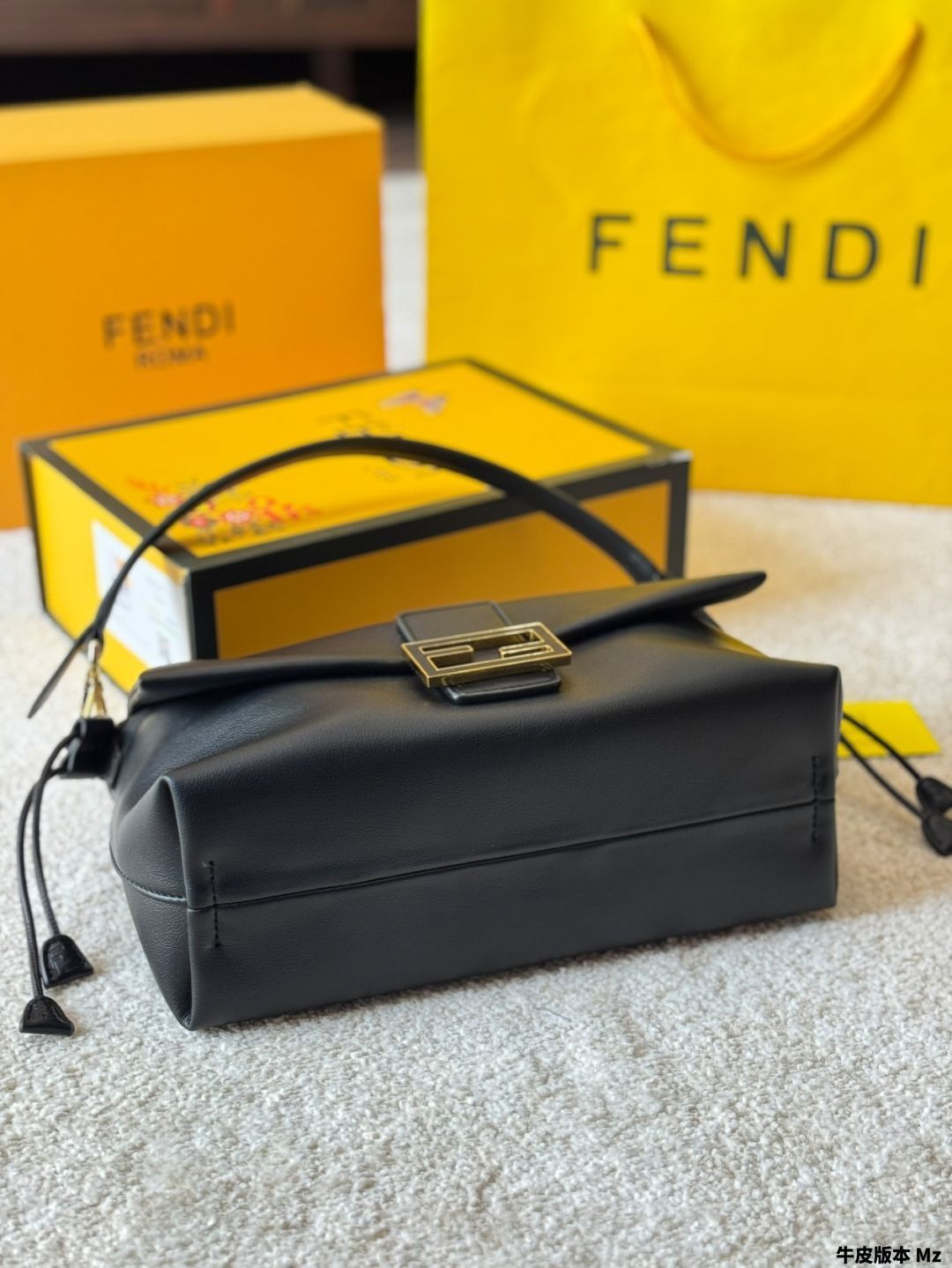 フェンディ ママ バゲット モノグラム ハンドバッグ フェンディ マンマ バゲット Bags ウィ ウィメンズ コレクション
