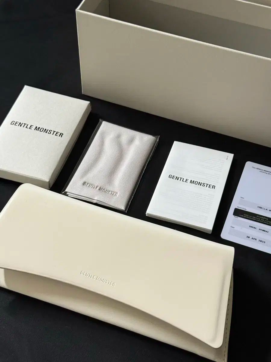 モンスター CRELLA