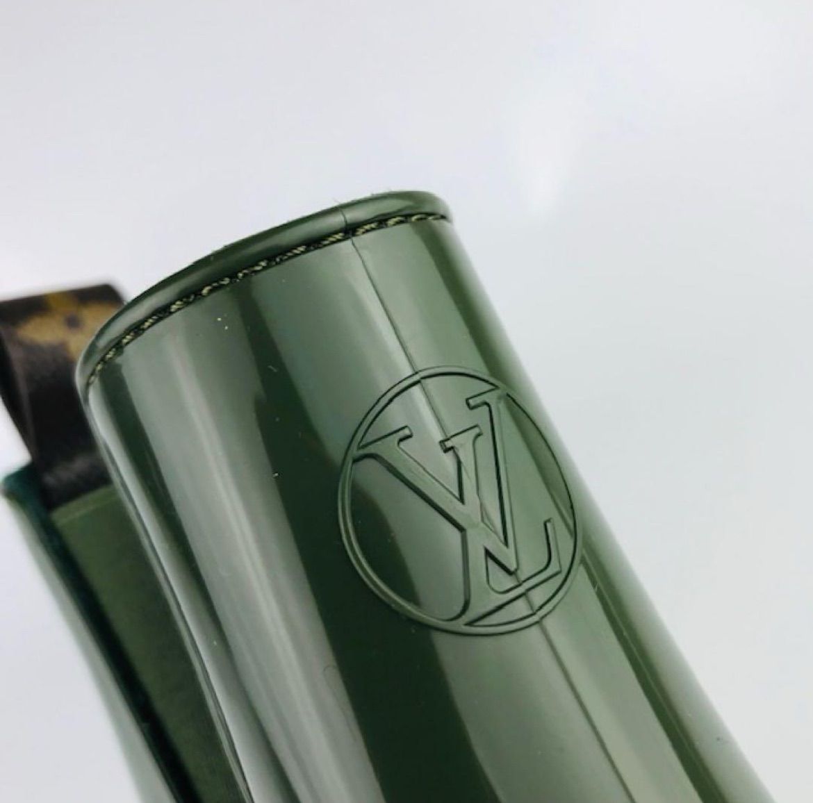 ♥ LOUIS VUITTON ルイヴィトン ラプソディライン レディース サイドゴア モノグラムプル スタッズ ブランドロゴLV金具付き レインブーツ ショートブーツ 36 イタリア戦 長靴 雨具 レディースブーツ カジュアル 秋冬物 くつ WWW_NOITHATQUANGTHANH_NET