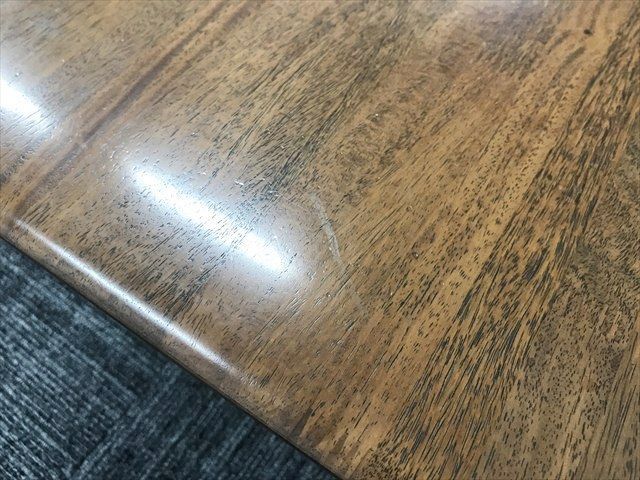 カリモク 木目調ブラウン