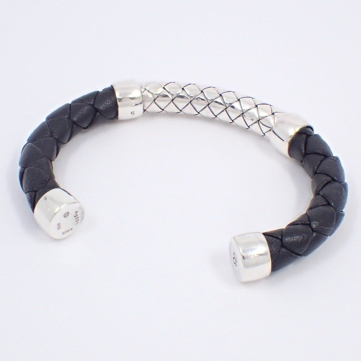 Bottega Veneta ボッテガヴェネタ イントレチャート カフ バングル レザー シルバー925 ブラック いおき質店