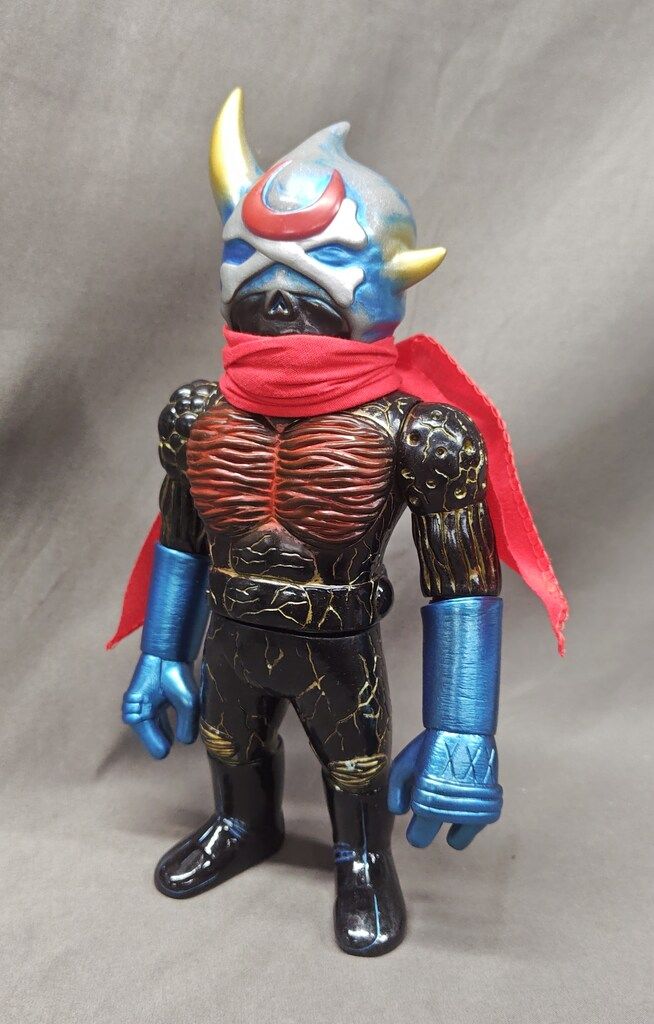 REALHEAD/一番星 ミカヅキマンジョー 黒成型/メタ青/金/銀/茶塗装 赤