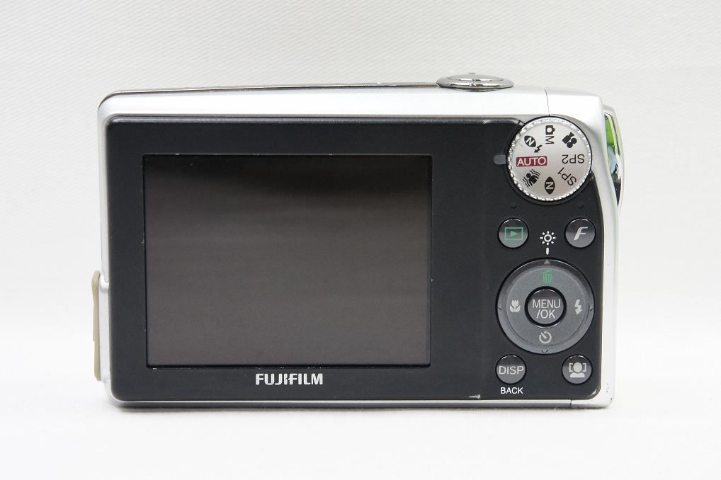 FUJIFILM フジフィルム FinePix F40fd コンパクトデジタルカメラ