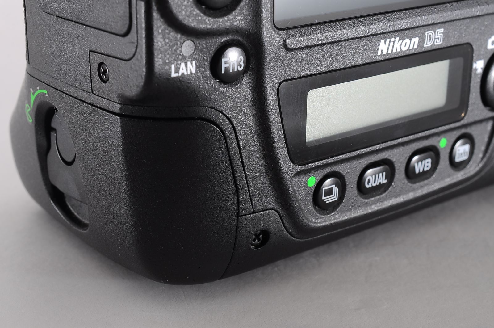 フルサイズ一眼レフボディ