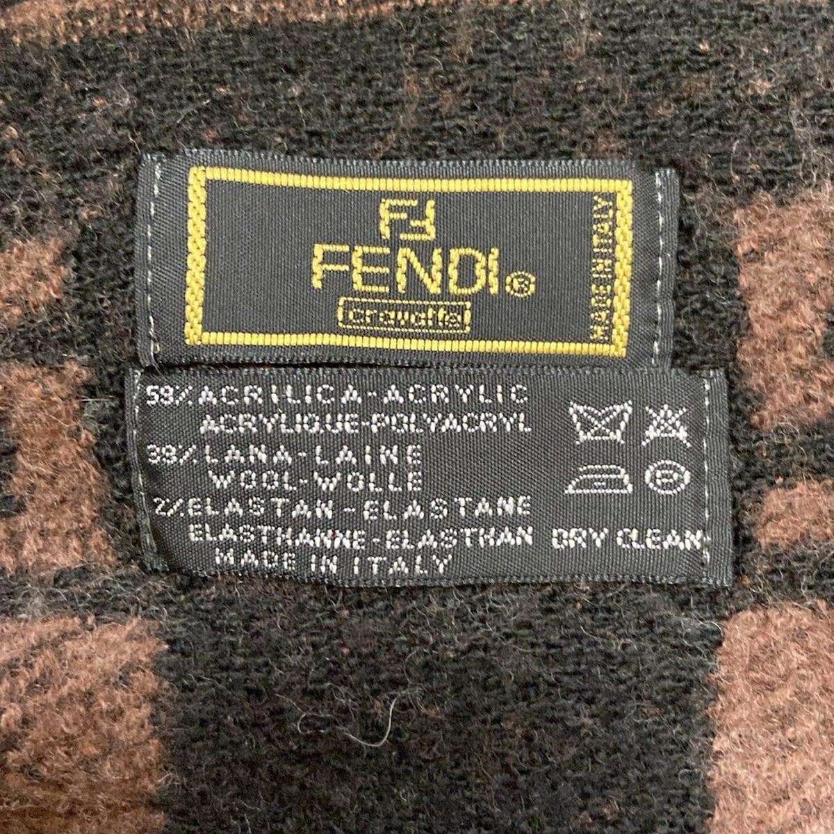 FENDI フェンディ