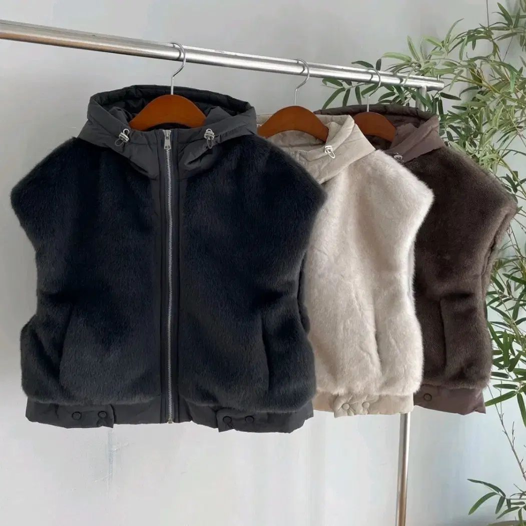 ダウンファーベスト フード 3COLOR