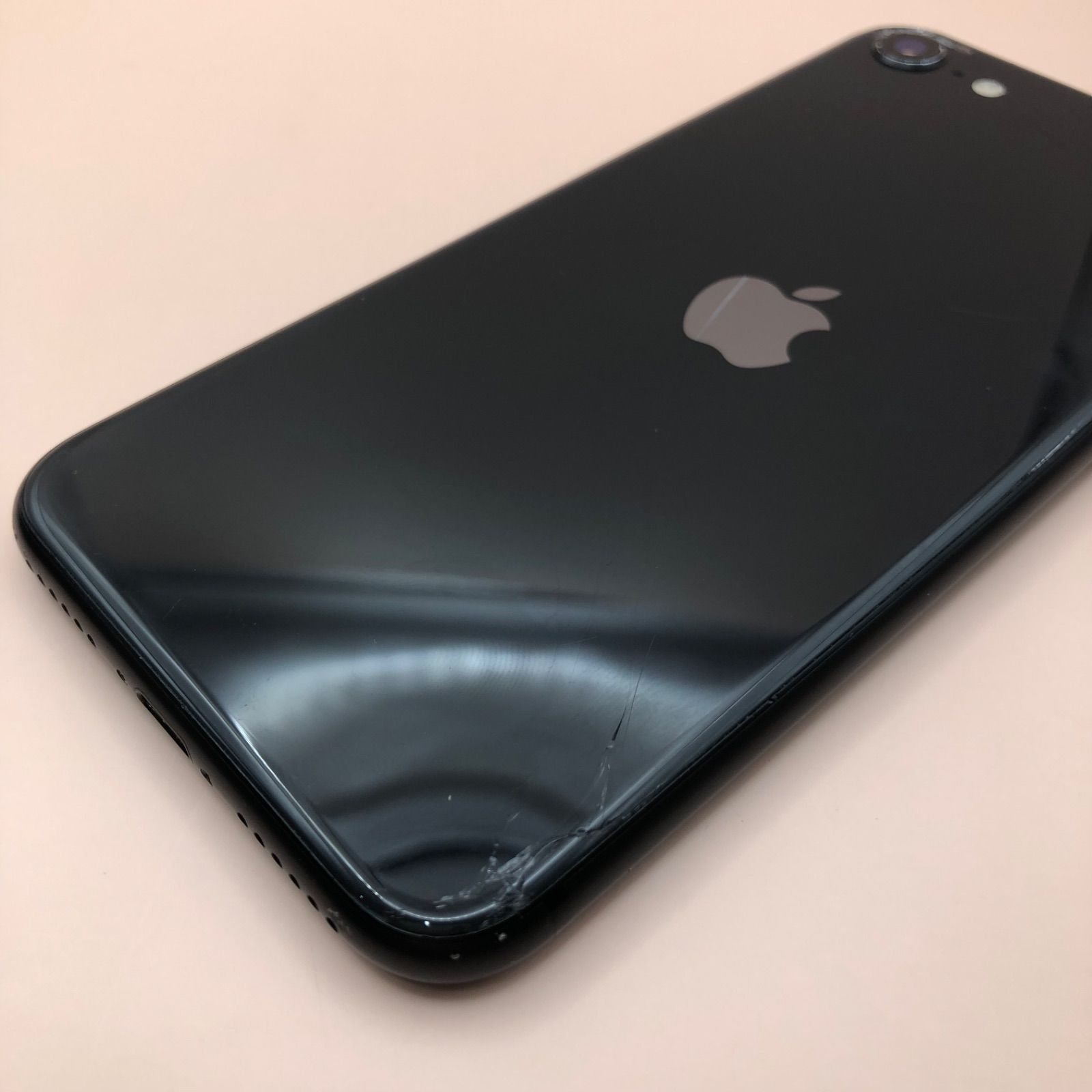 au SIMフリー iPhone SE2 64GB Black ジャンク ジャンク】 iPhoneSE2 64GB Black au SIMロック解除済 SIMフリー