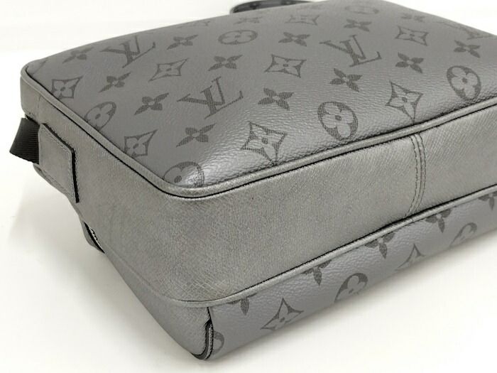 超極美品/RFID ルイヴィトン タイガラマ アウトドアメッセンジャーPM 楽天市場】【中古】LOUIS VUITTON タイガラマ アウトドア