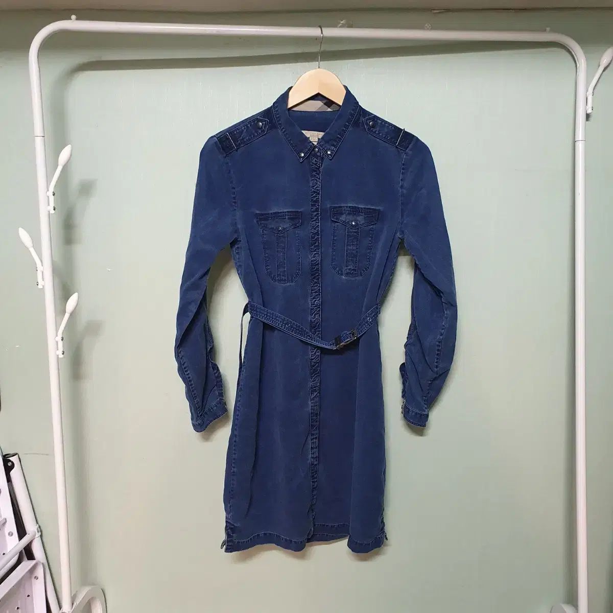 BURBERRY デニム 星柄 ワンピース 3Y（98cm） BURBERRY デニム 星柄 ワンピース 3Y（98cm） BURBERRY デニム