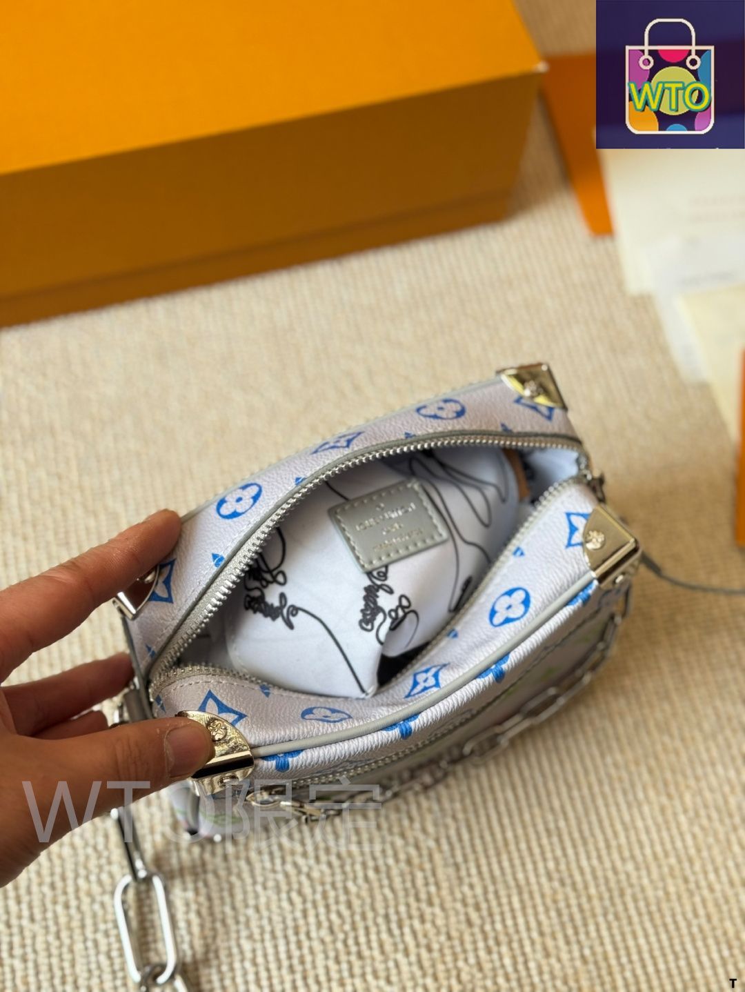 【Tiny】ルイヴィトン　シャンパン LOUIS VUITTON（シャンパン/スパークリングワイン）のフリマ
