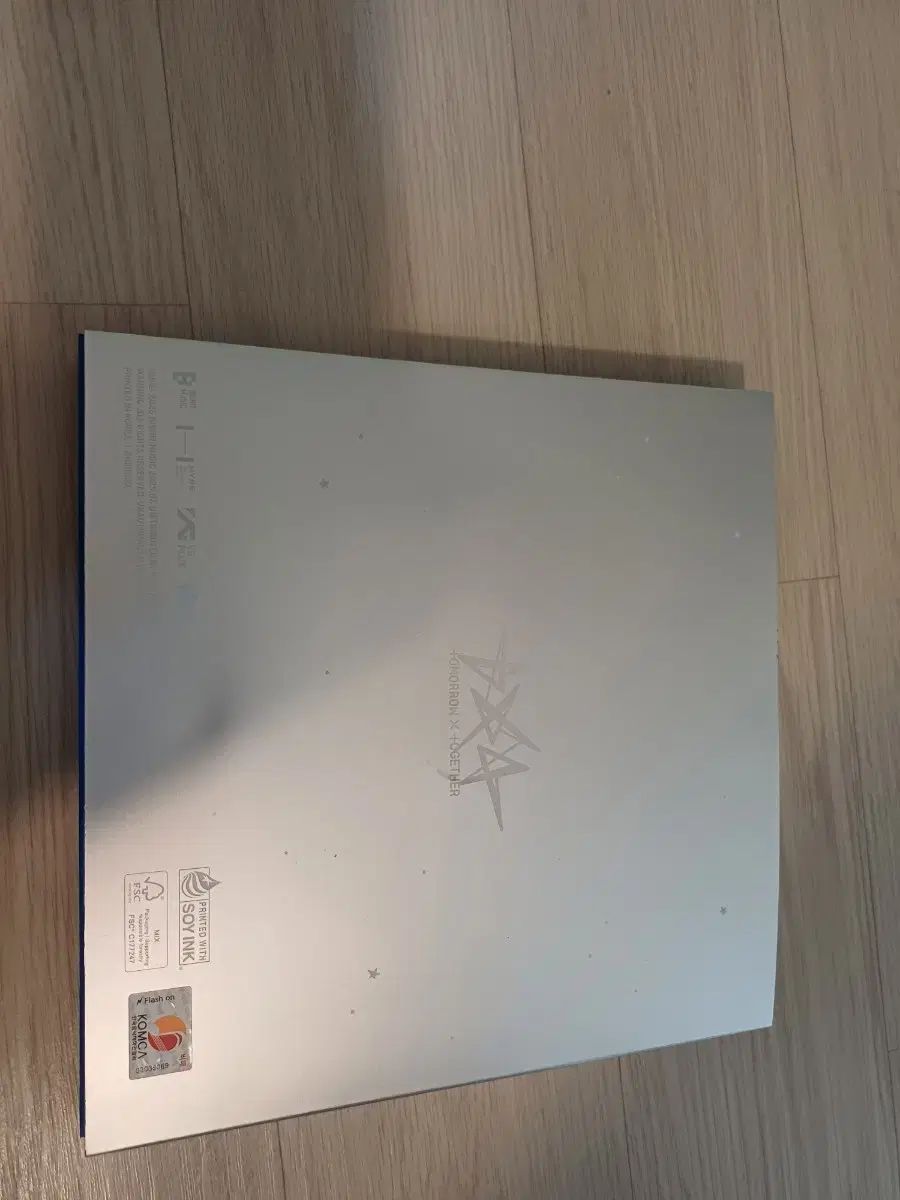 TOMORROW X TOGETHER(TXT) TXT 非売品 サイン アルバム - メルカリ