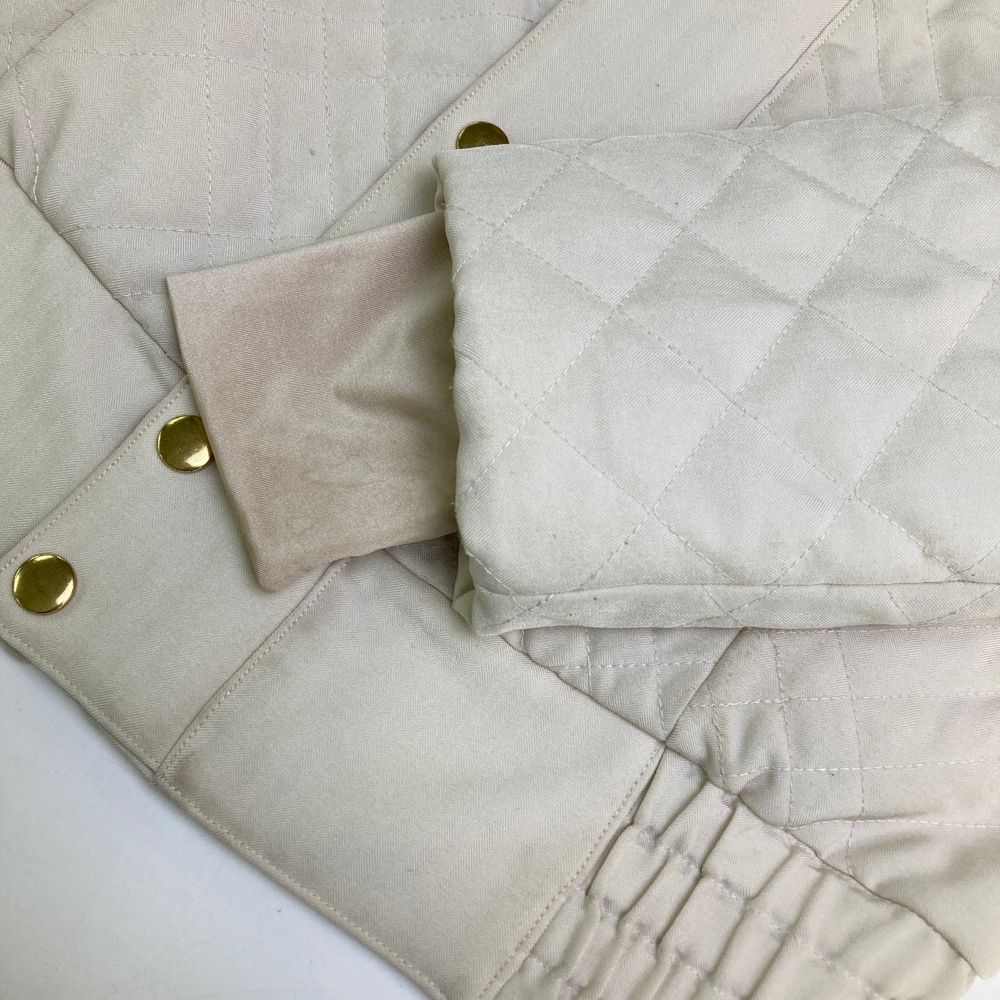 中綿ジャケット ベージュ系