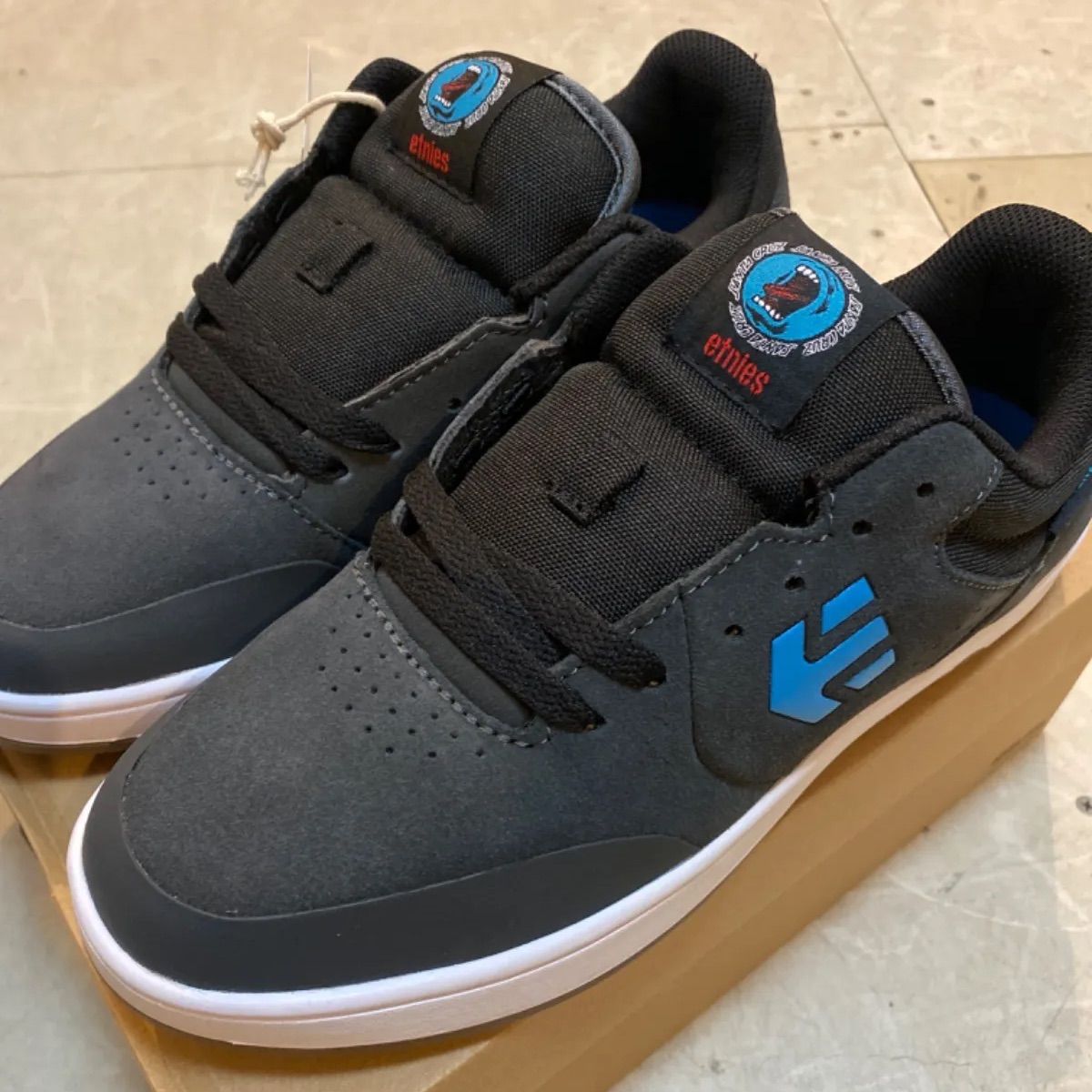 ETNIES】MARANA X SANTA CRUZ FALL '24 サイズ8（26㎝） GREY／BLACK