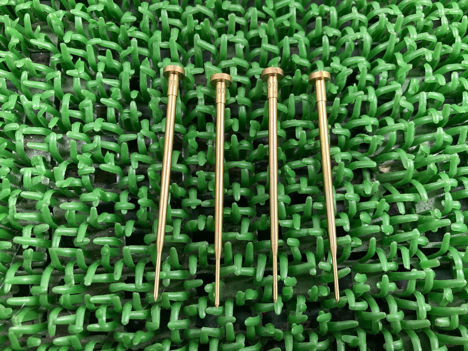 ZX-10 ジェットニードル D771RR カワサキ 純正 中古 バイク 部品 ZX1000B 88-90年 B1-B3 キャブレター 曲がり無し 車検 Genuine