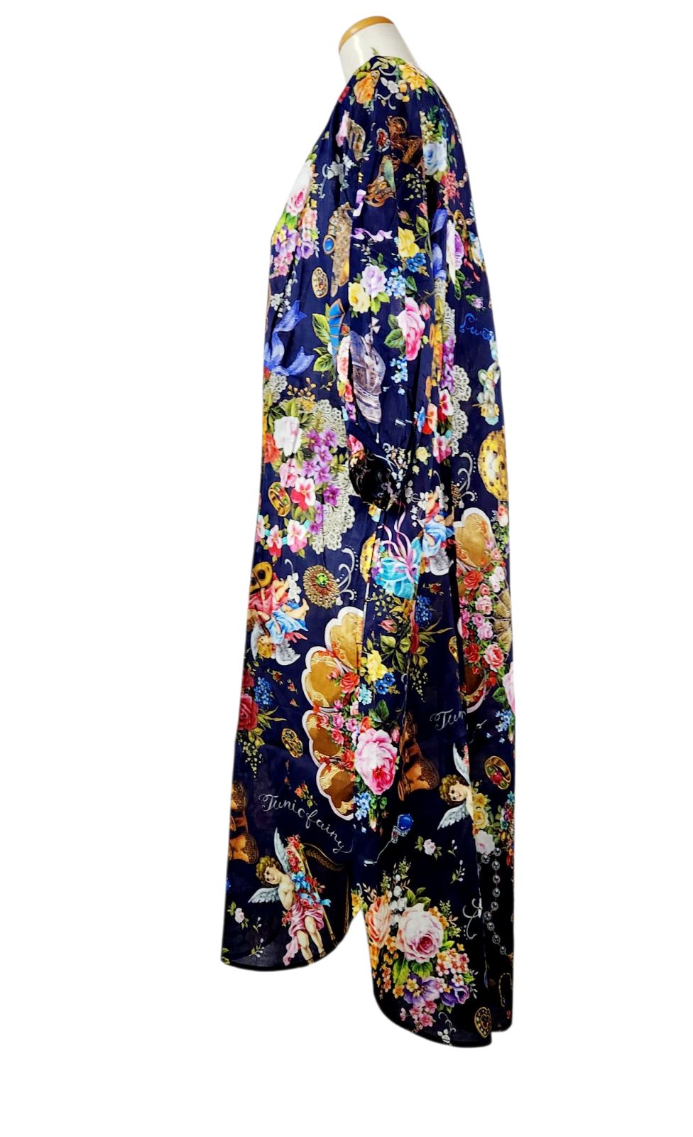 鴨居羊子 TUNIC