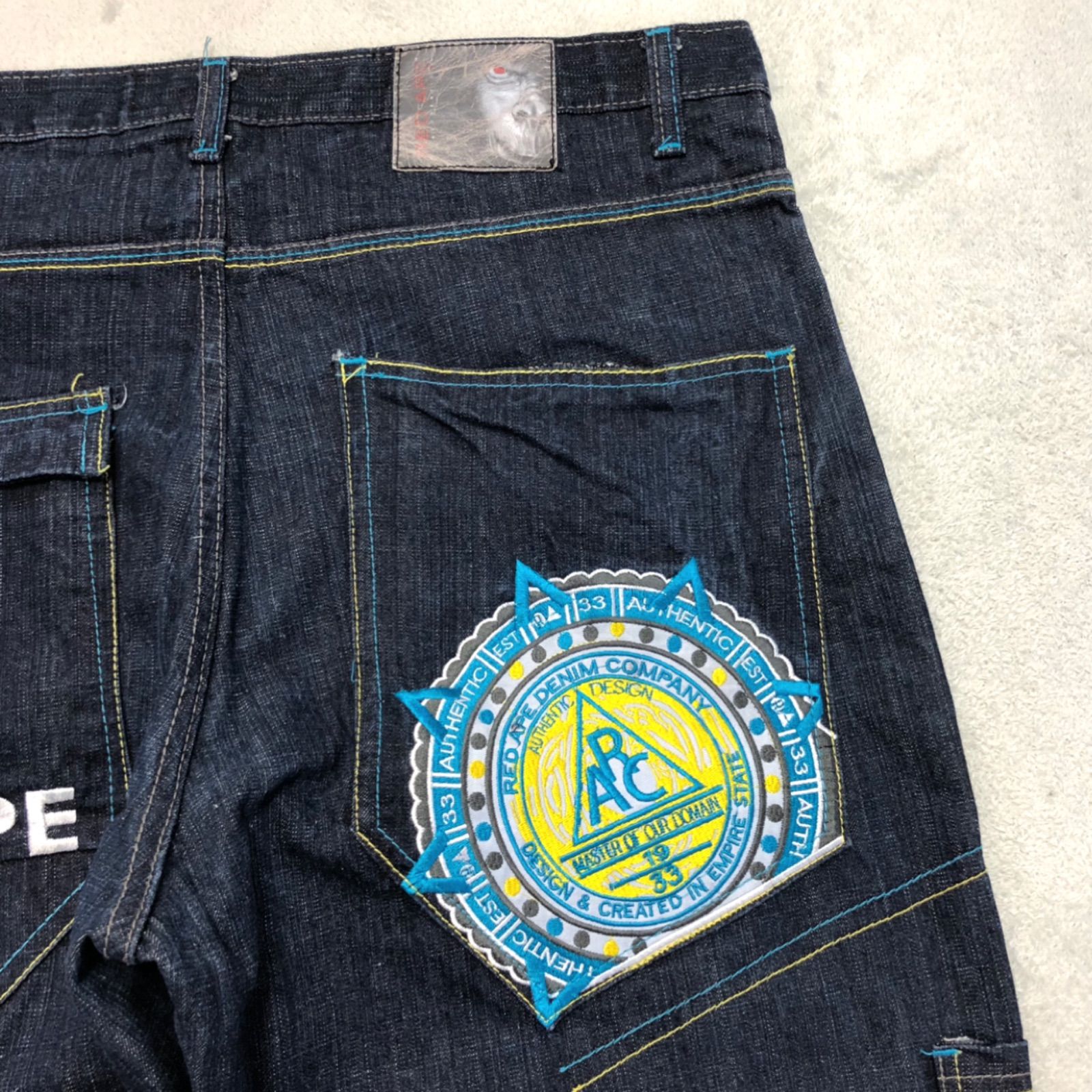 RED APE JEANS デニム バギー ワイド 刺繍 ロゴ 38×32 HIP HOP ヒップホップ B系 ジーパン ジーンズ インディゴ ブルー  青 レッドエイプ - メルカリ