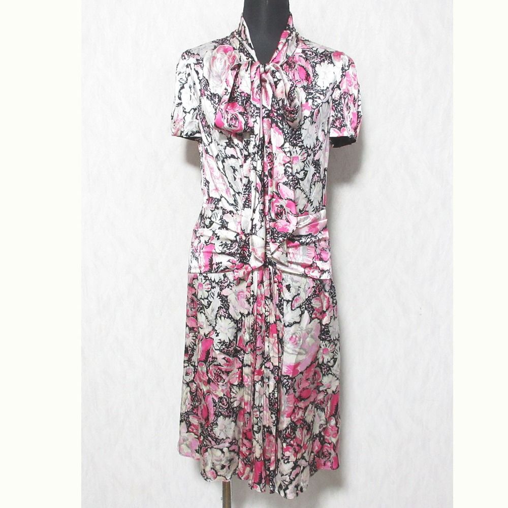 美品 Blumarine ブルマリン フラワープリント シルクサテン