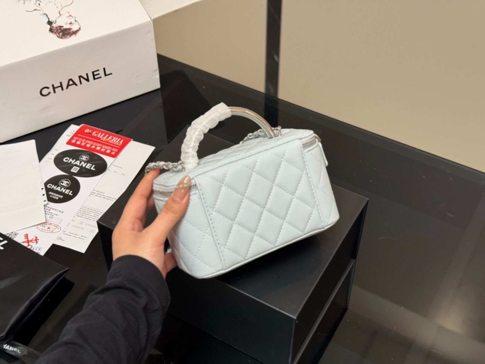 今日特価】Chanel Long Vanity Case シャネル ロング ヴァニティ