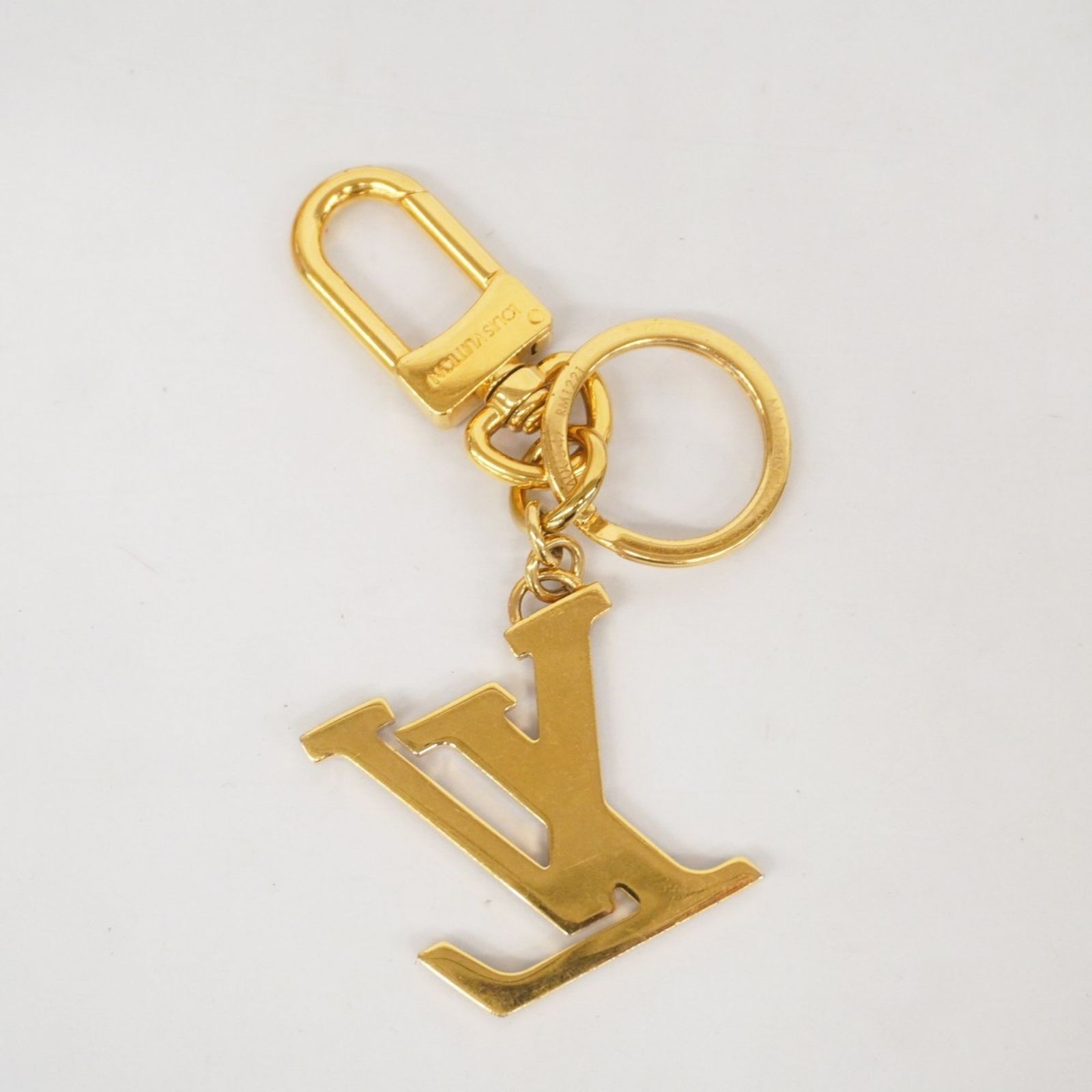 ルイヴィトン、ポルトクレLVナノグラム赤色ナノグラムが刻印されてるレッドゴールド LOUIS VUITTON ルイ・ヴィトン Louis Vuitton ポルト クレ LV
