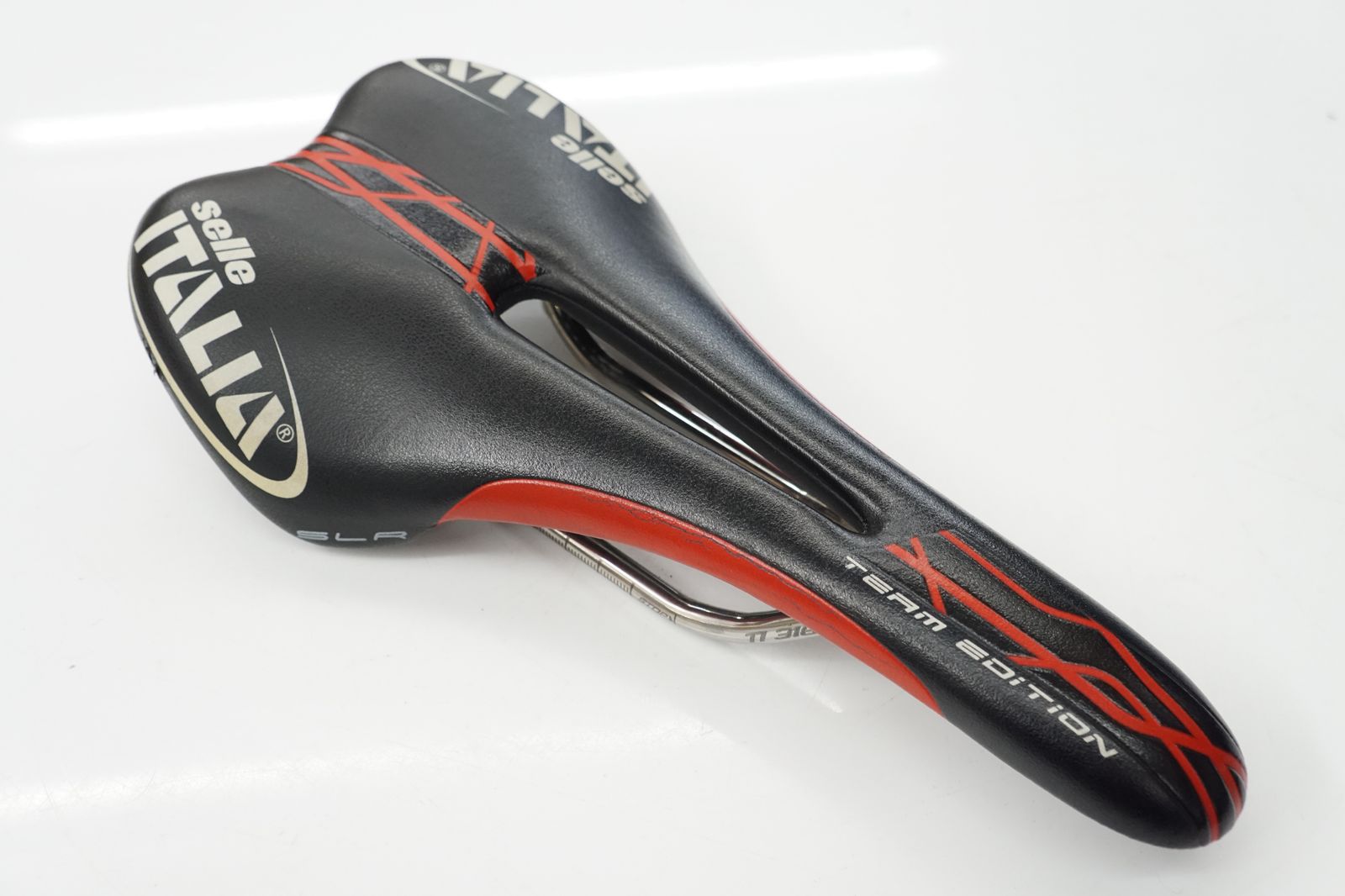 超軽量 SELLE ITALIA セライタリア SLR チタンレール BIO FIT FORM