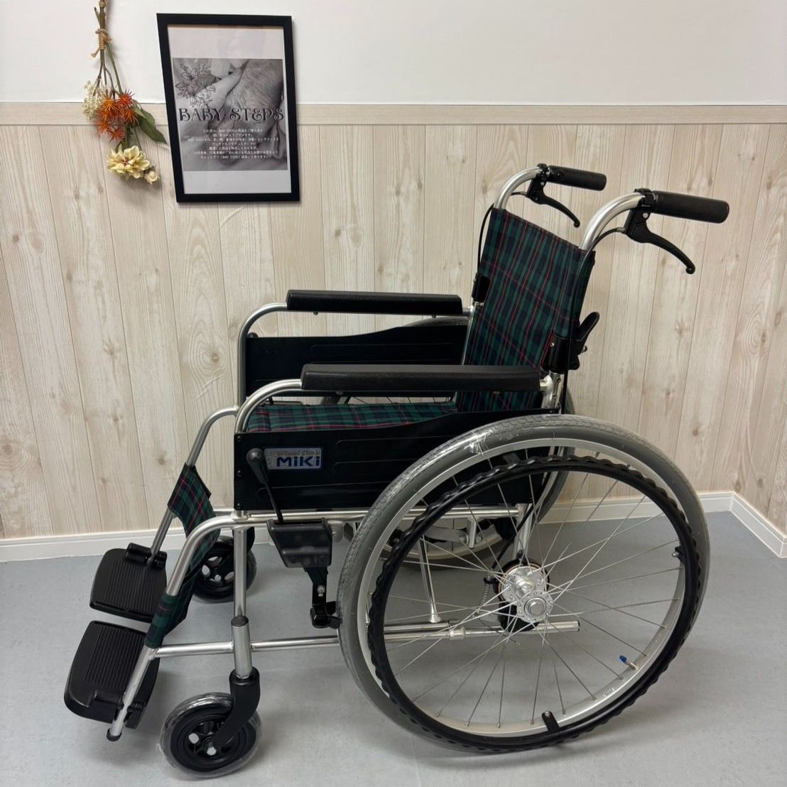 MPN-43JD MIKI ミキ 車椅子 車いす 車イス スタンダード ノーマル リハビリ 自走式 介護用品 福祉用品 エアータイヤ
