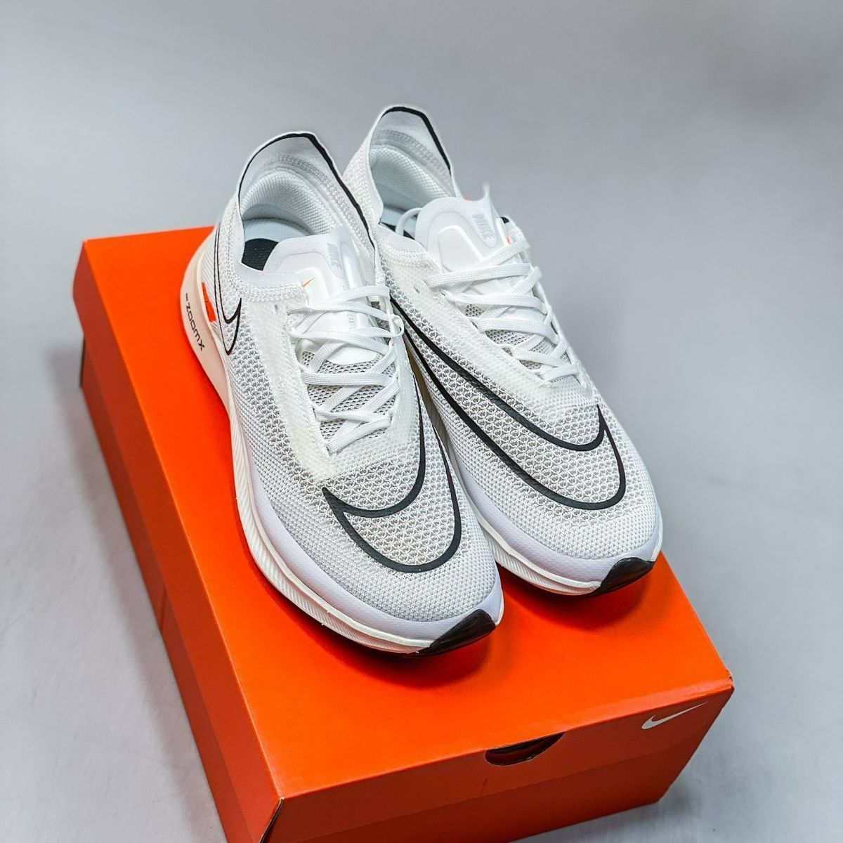 28cm NIKE ZOOMX STREAKFLY ナイキ ストリークフライ 【公式通販】