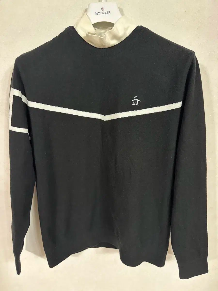 マンシングウェア ウィンドブレーカー ニット